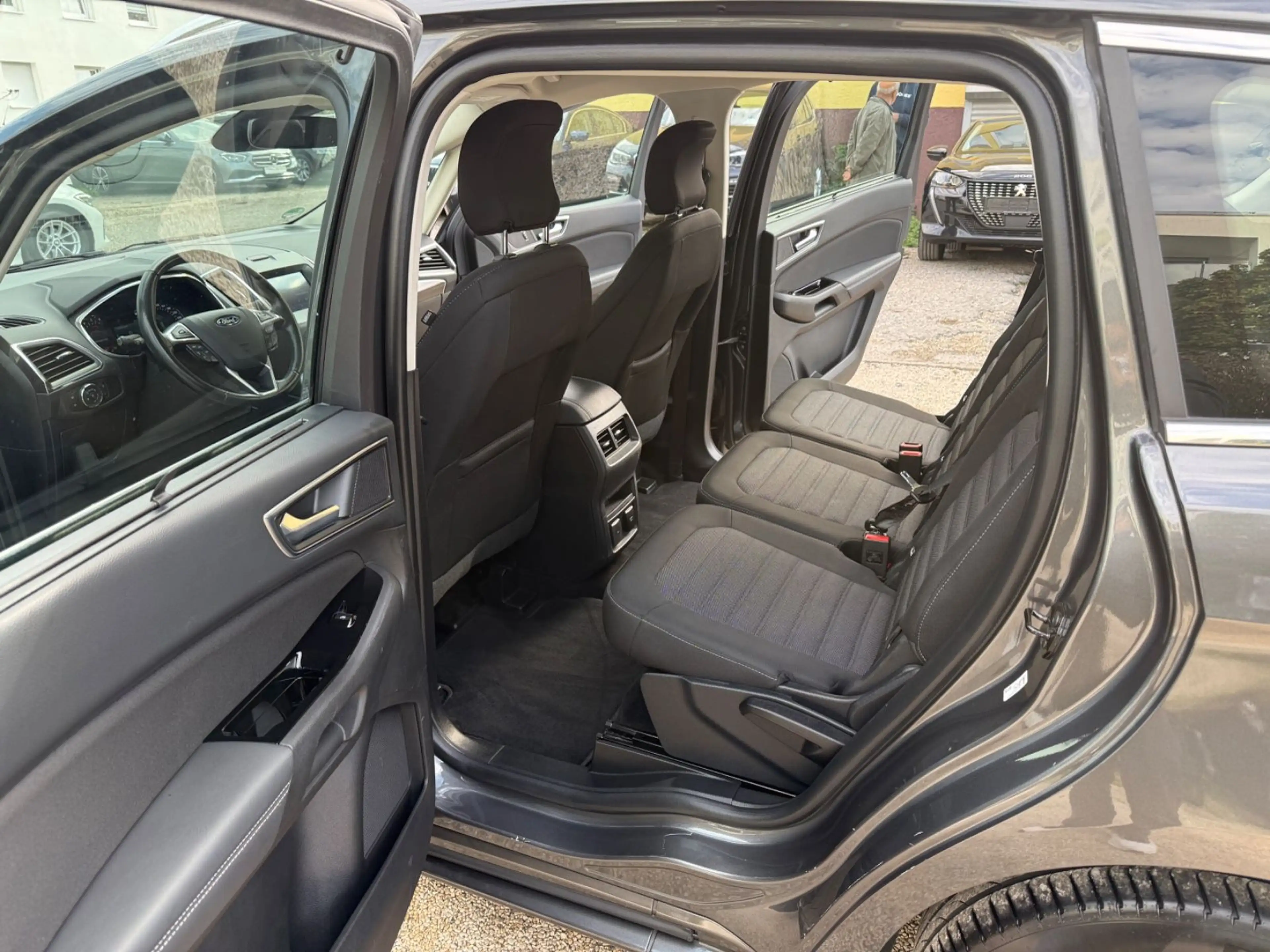 Ford S-Max 2.0 EcoBlue Aut Titanium Kamera Winterpake — photo 14