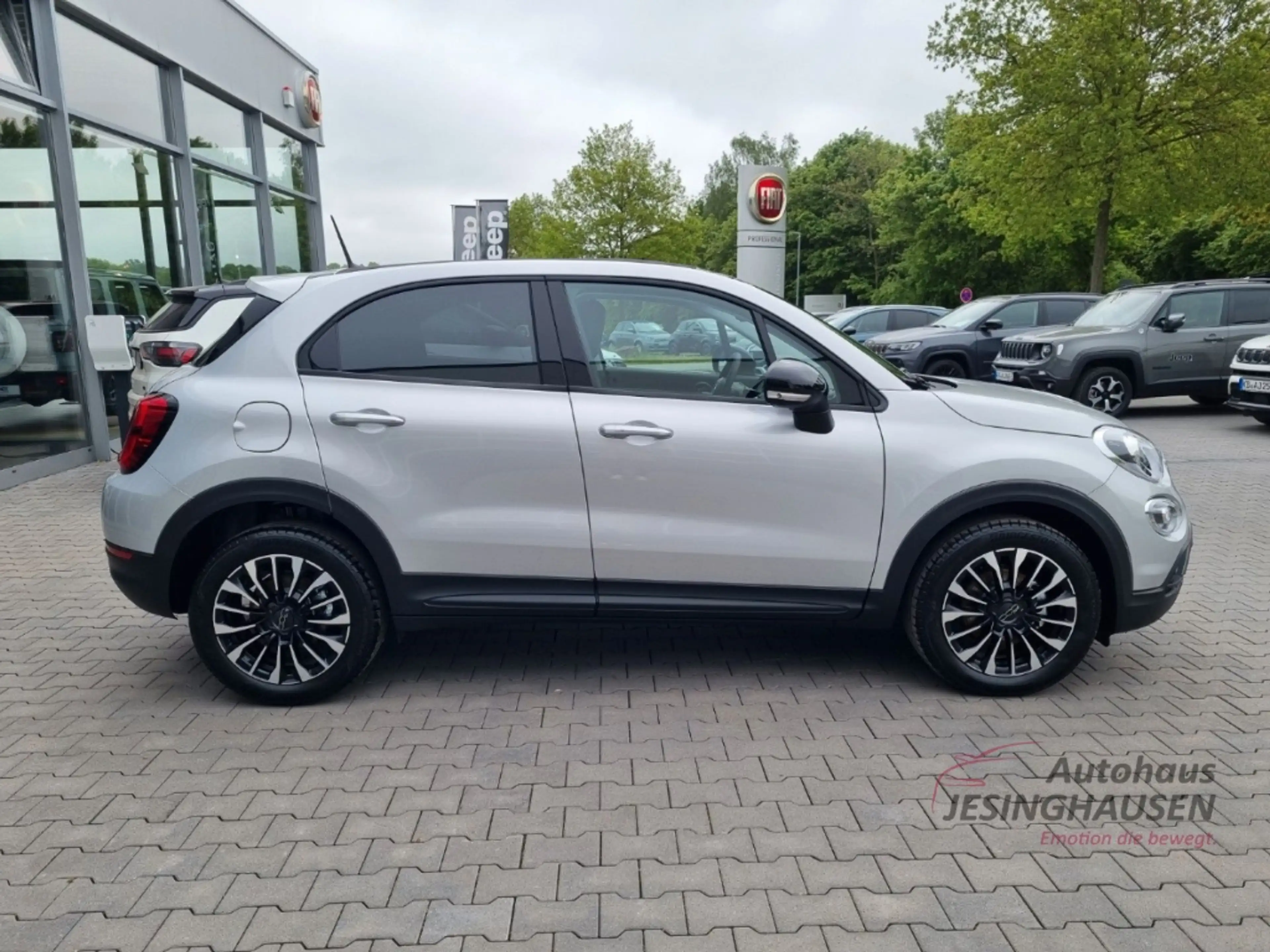 Fiat 500X Dolcevita Cross 4x2 Navi Faltdach Carpl Digitales — photo 7