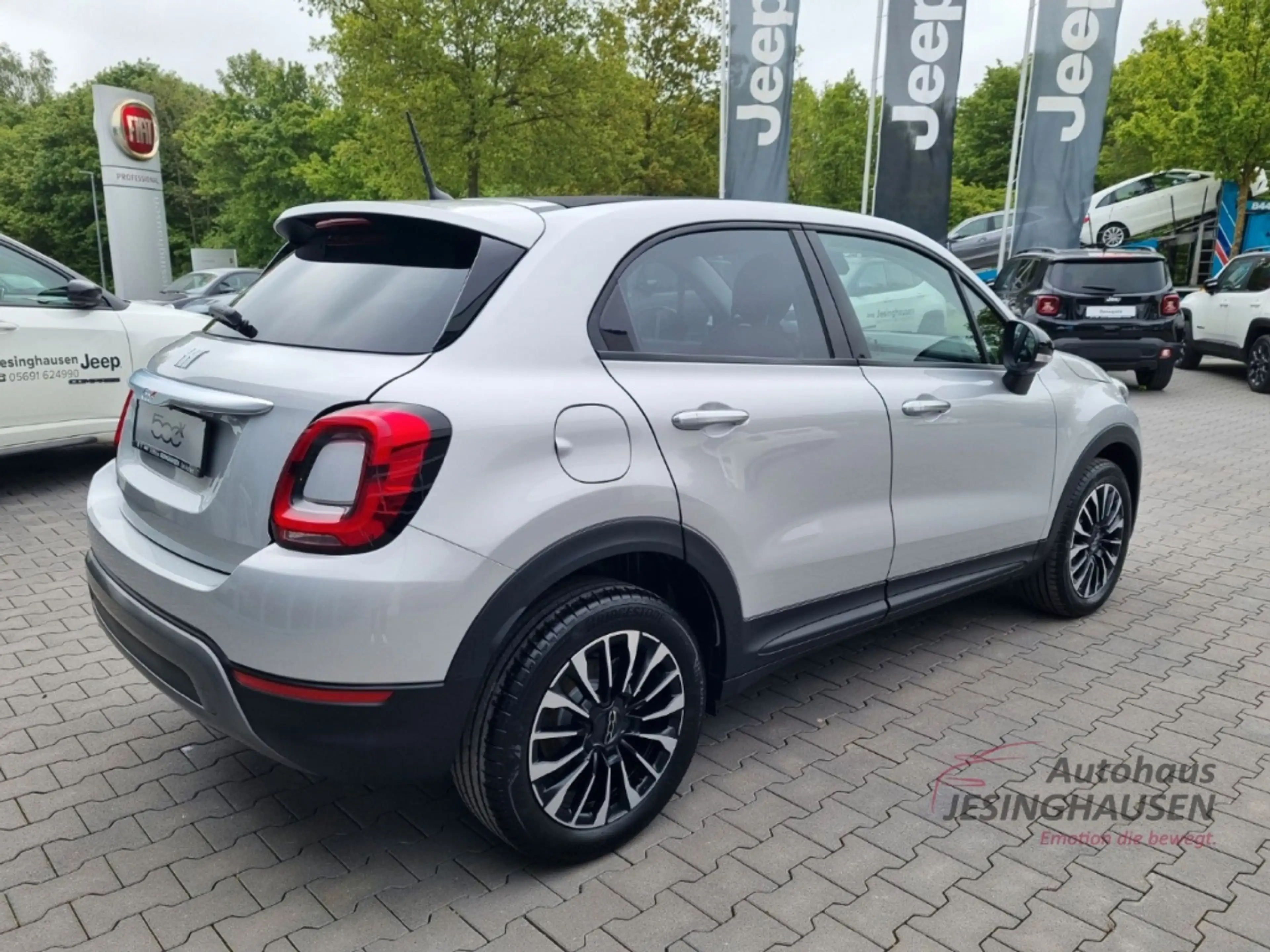Fiat 500X Dolcevita Cross 4x2 Navi Faltdach Carpl Digitales — photo 6