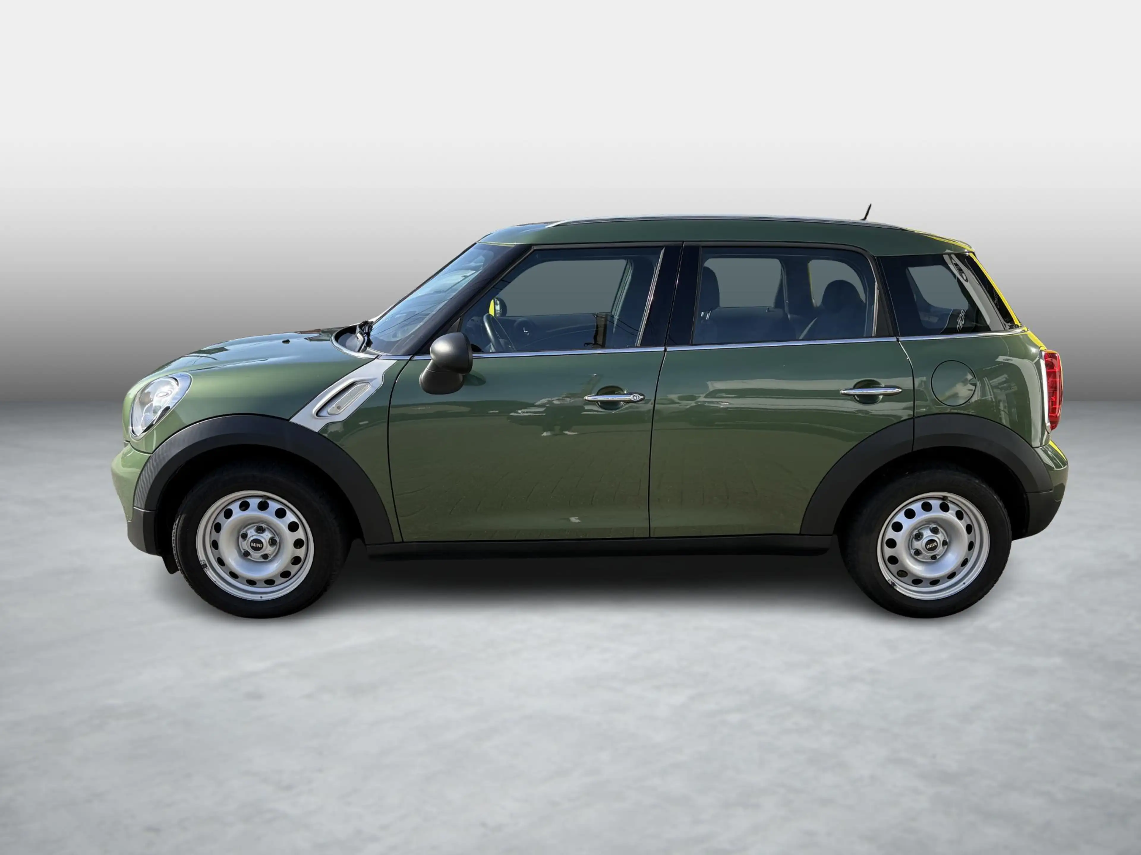 MINI One Countryman (72 kW) — photo 3