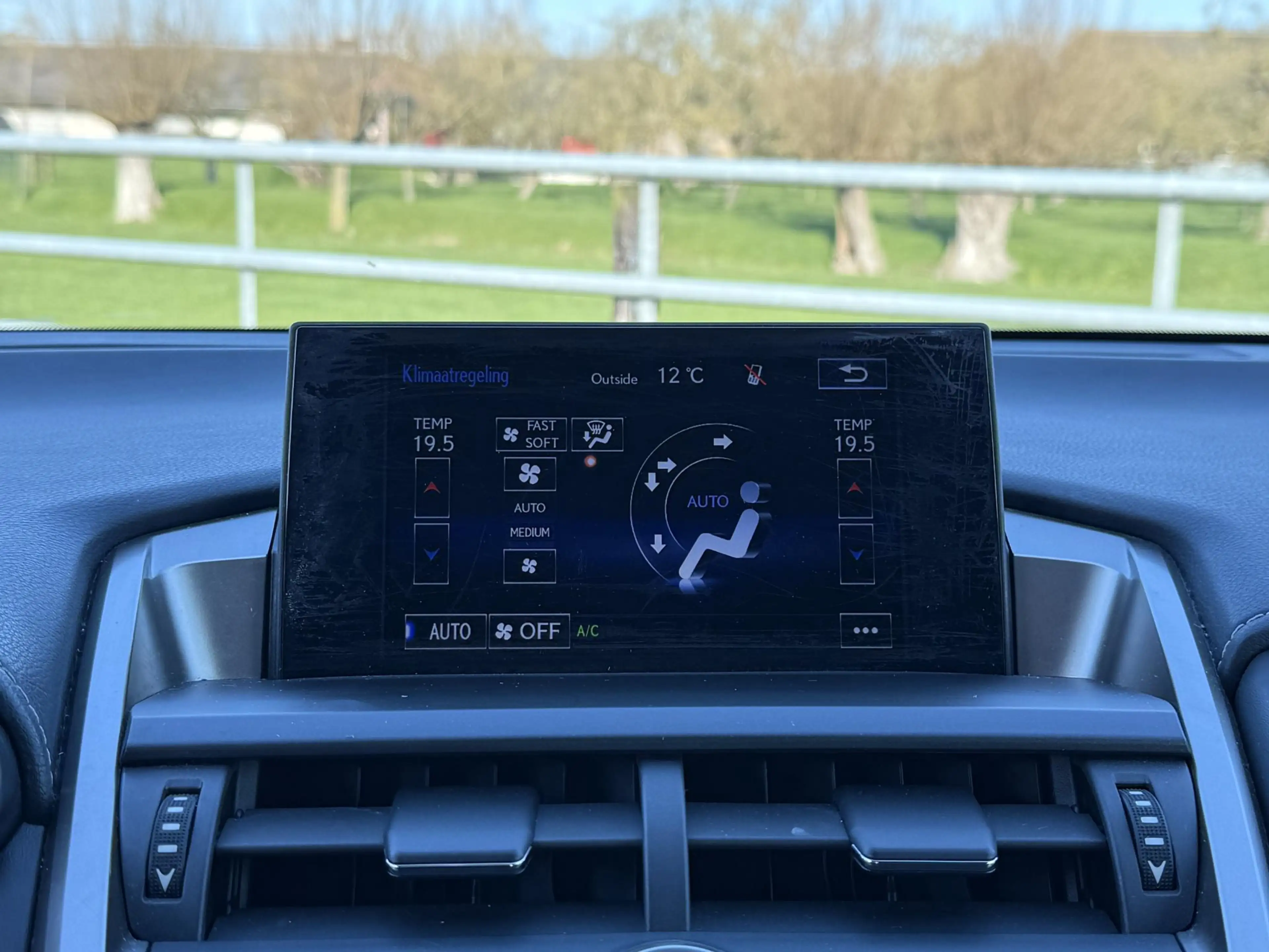 Lexus NX 300h AWD F Sport Line | NAVIGATIE | KEYLESS ENTRY | LED — photo 39