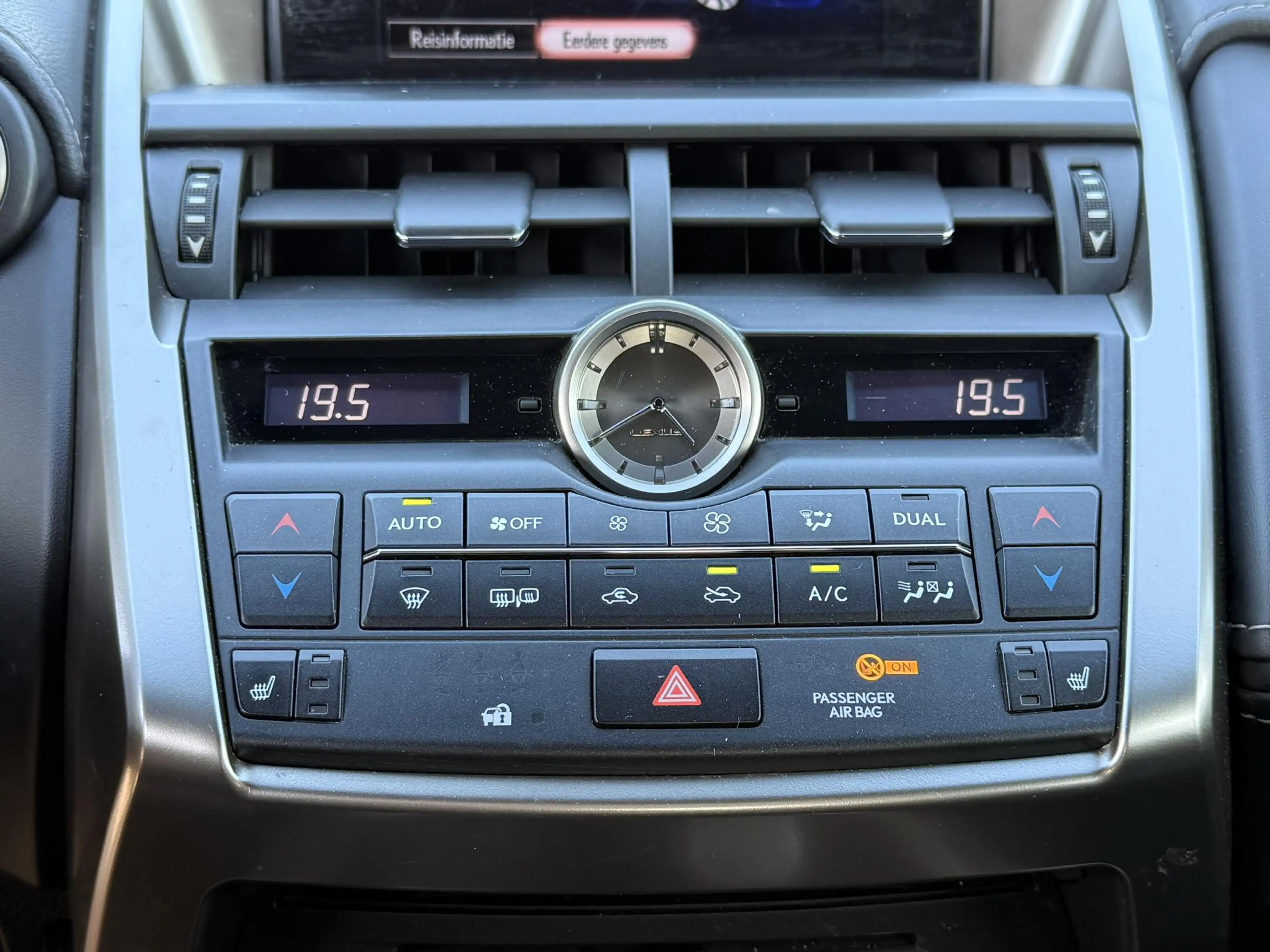 Lexus NX 300h AWD F Sport Line | NAVIGATIE | KEYLESS ENTRY | LED — photo 37