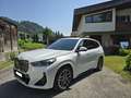 BMW iX1 eDrive20 66,5kWh Weiß - thumbnail 1