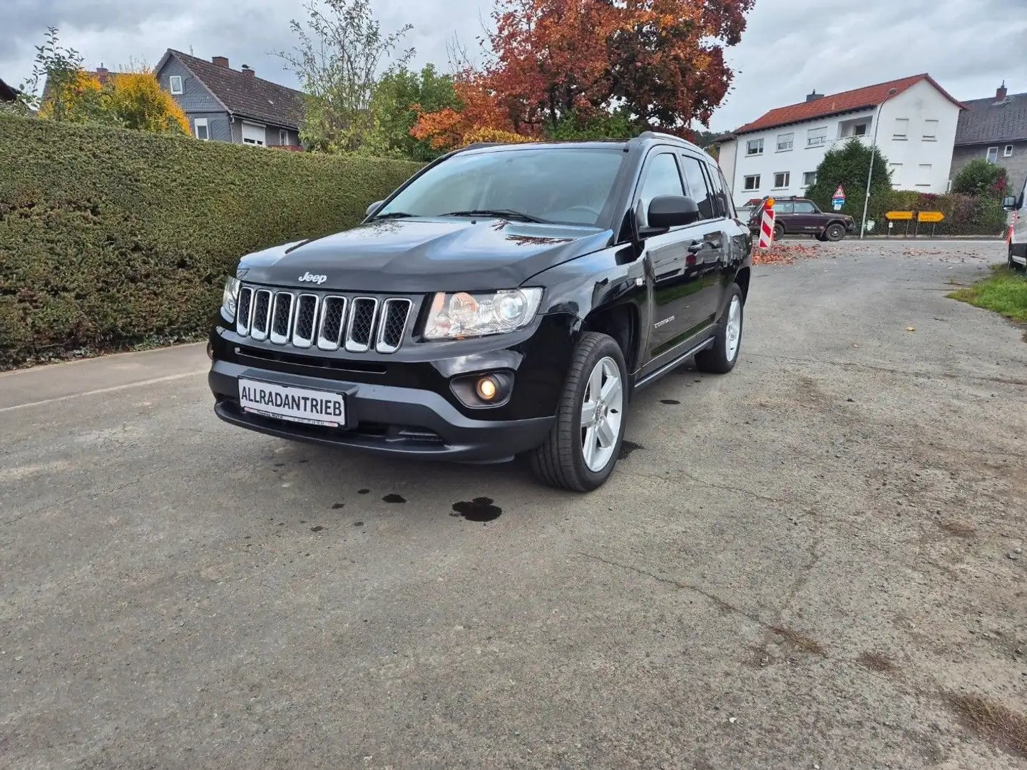 Jeep Compass Limited 4x4-AHK,SH-gepflegt!-wenig KM! Schwarz - 1