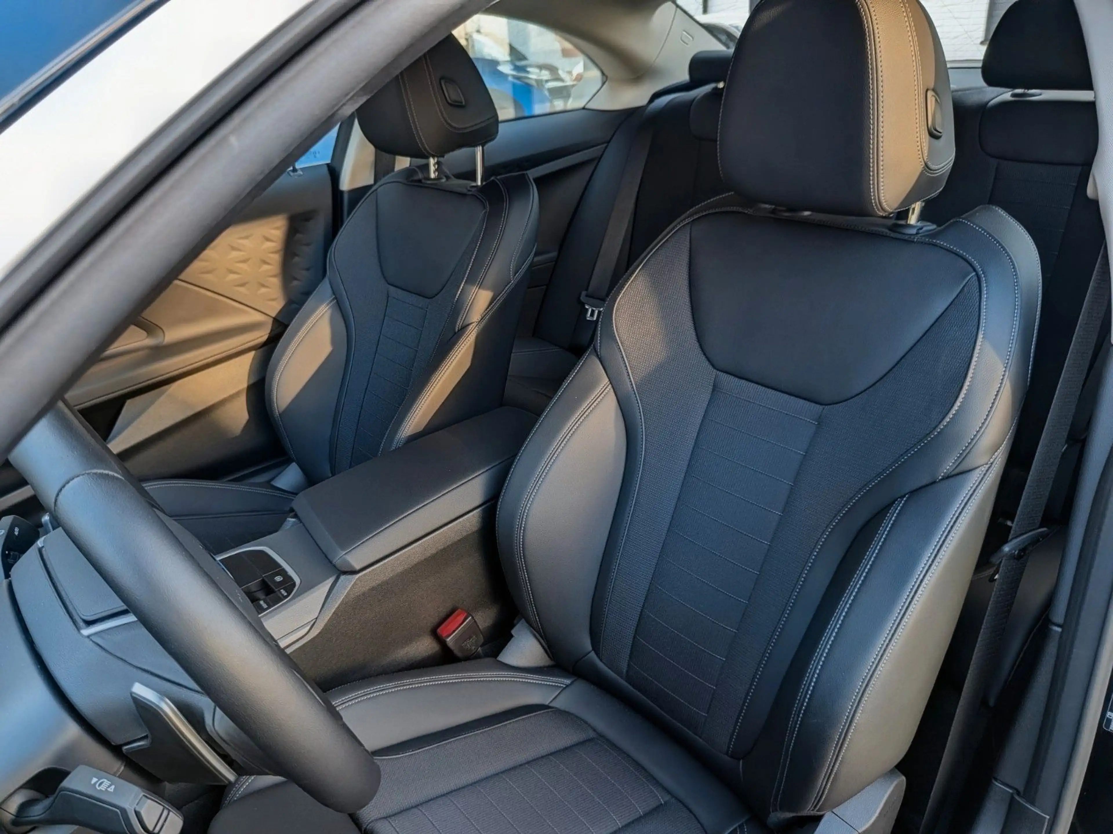 BMW 230 i Coupé *Kamera*HiFi* — photo 10