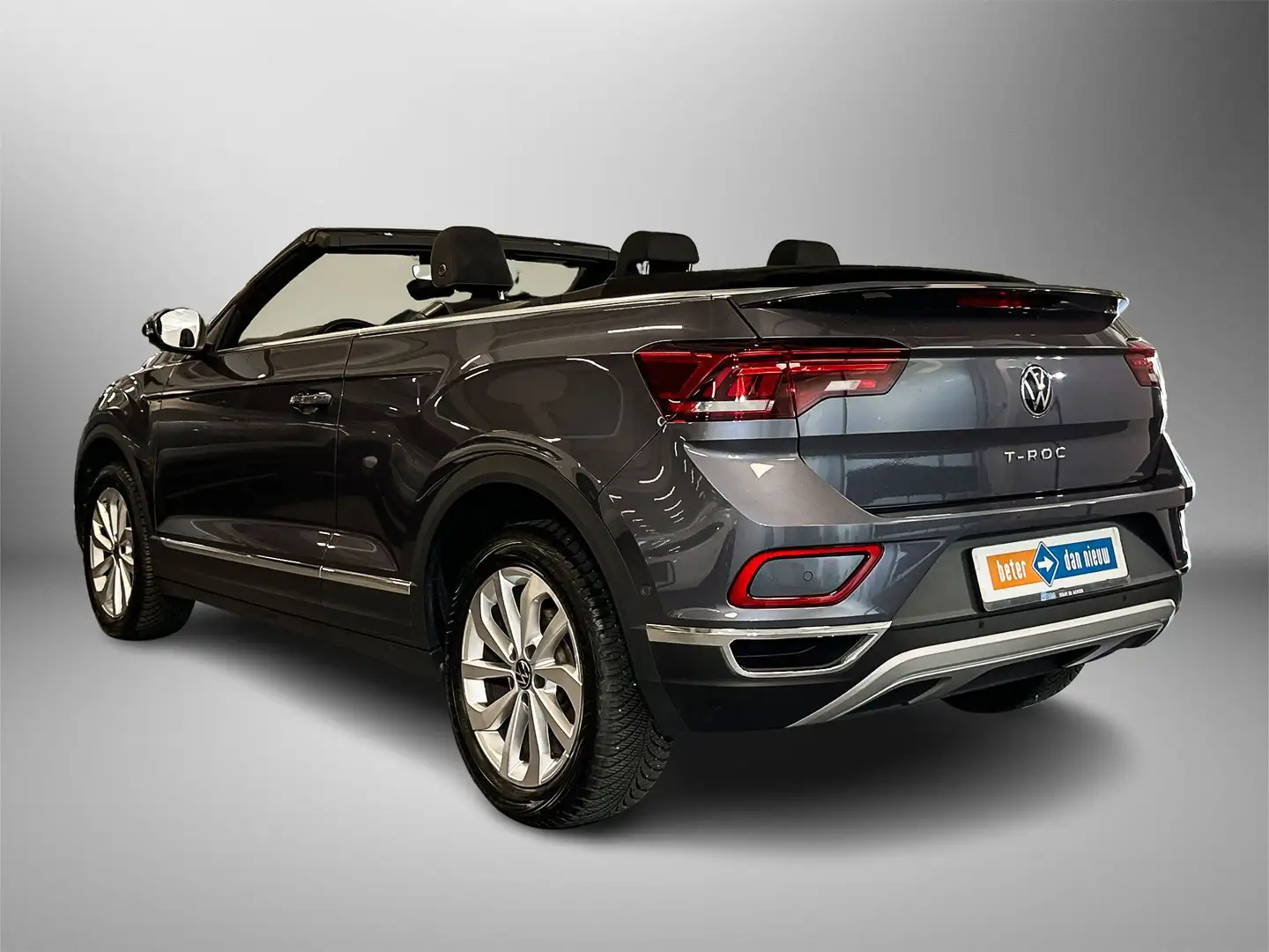 Volkswagen T-Roc Cabrio 1.5 TSI 150pk DSG Style | Navigatie | Achte Grijs - 2