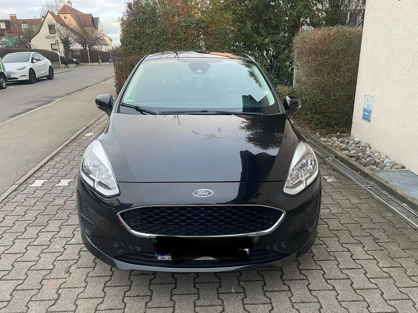 Ford Fiesta Cool Schwarz - 1