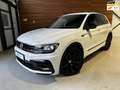 Volkswagen Tiguan 1.5 TSI ACT R-Line Executive Black style | 3 x R-l Blanco - thumbnail 1