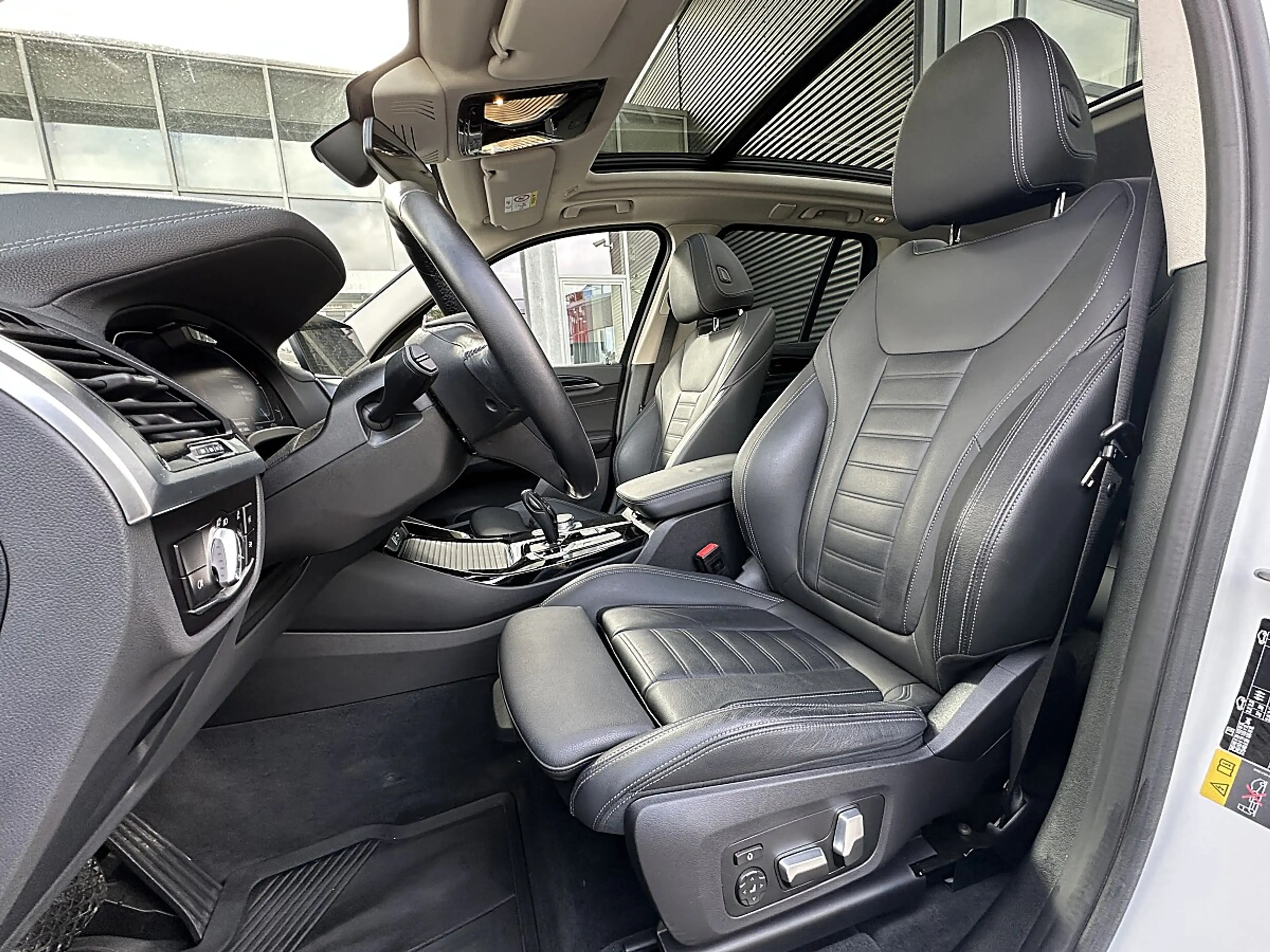 BMW iX3 Impressive / Head Up / Harman Kardon / Driving ... — photo 11