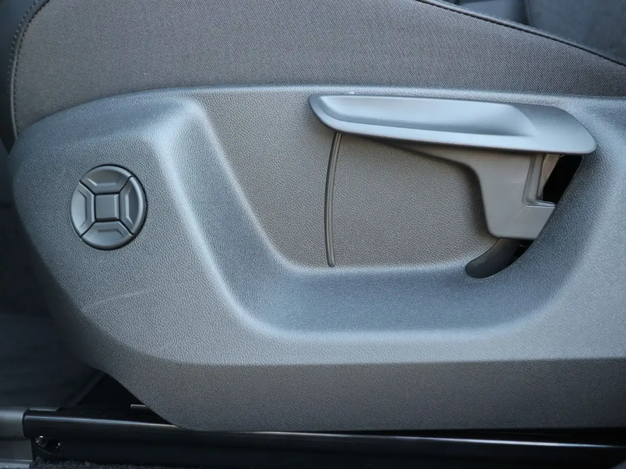 Volkswagen Tiguan 2026 — фото 9