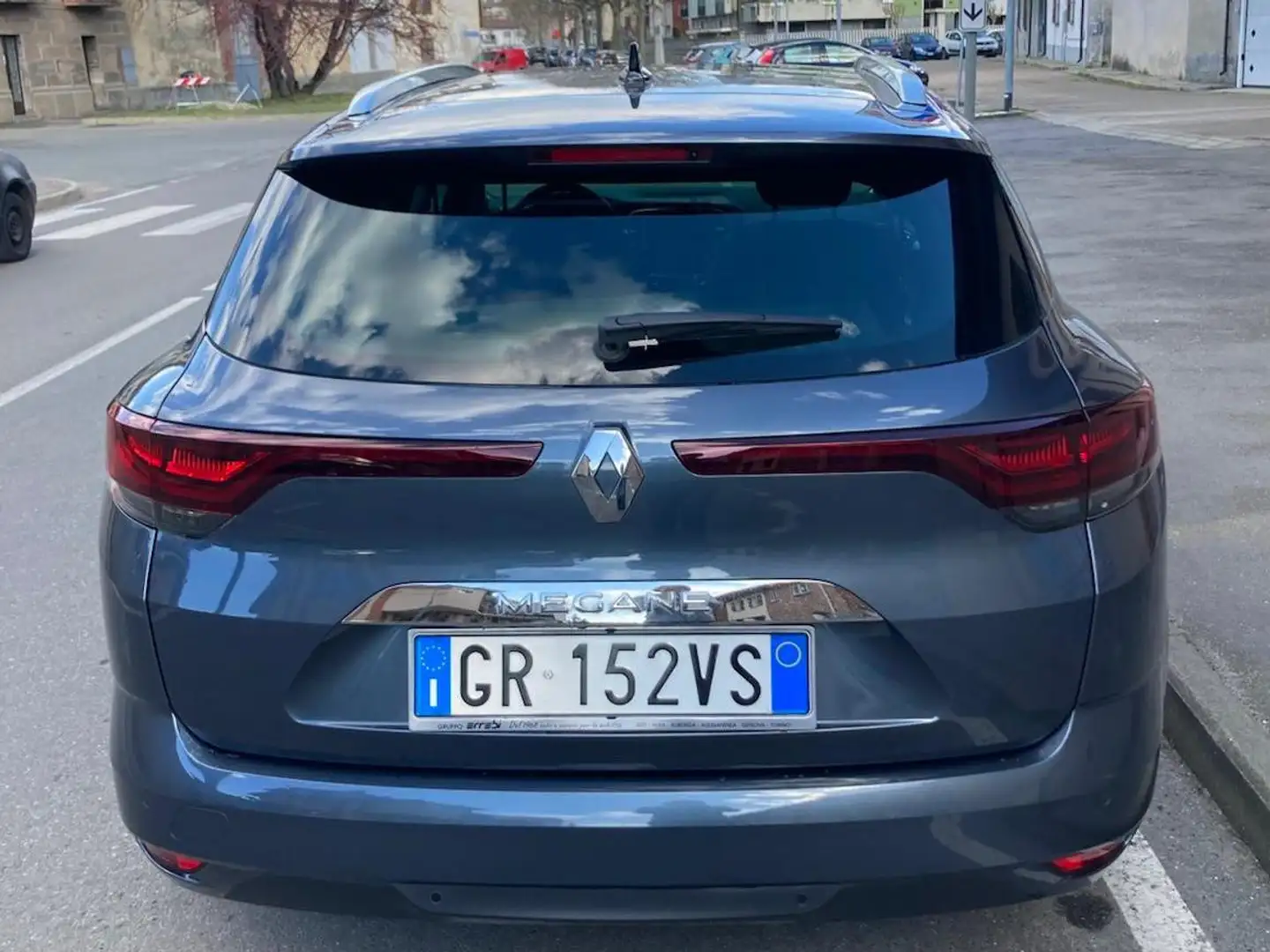 Renault Megane Megane Sporter 1.5 blue dci Techno 115cv edc Grigio - 2