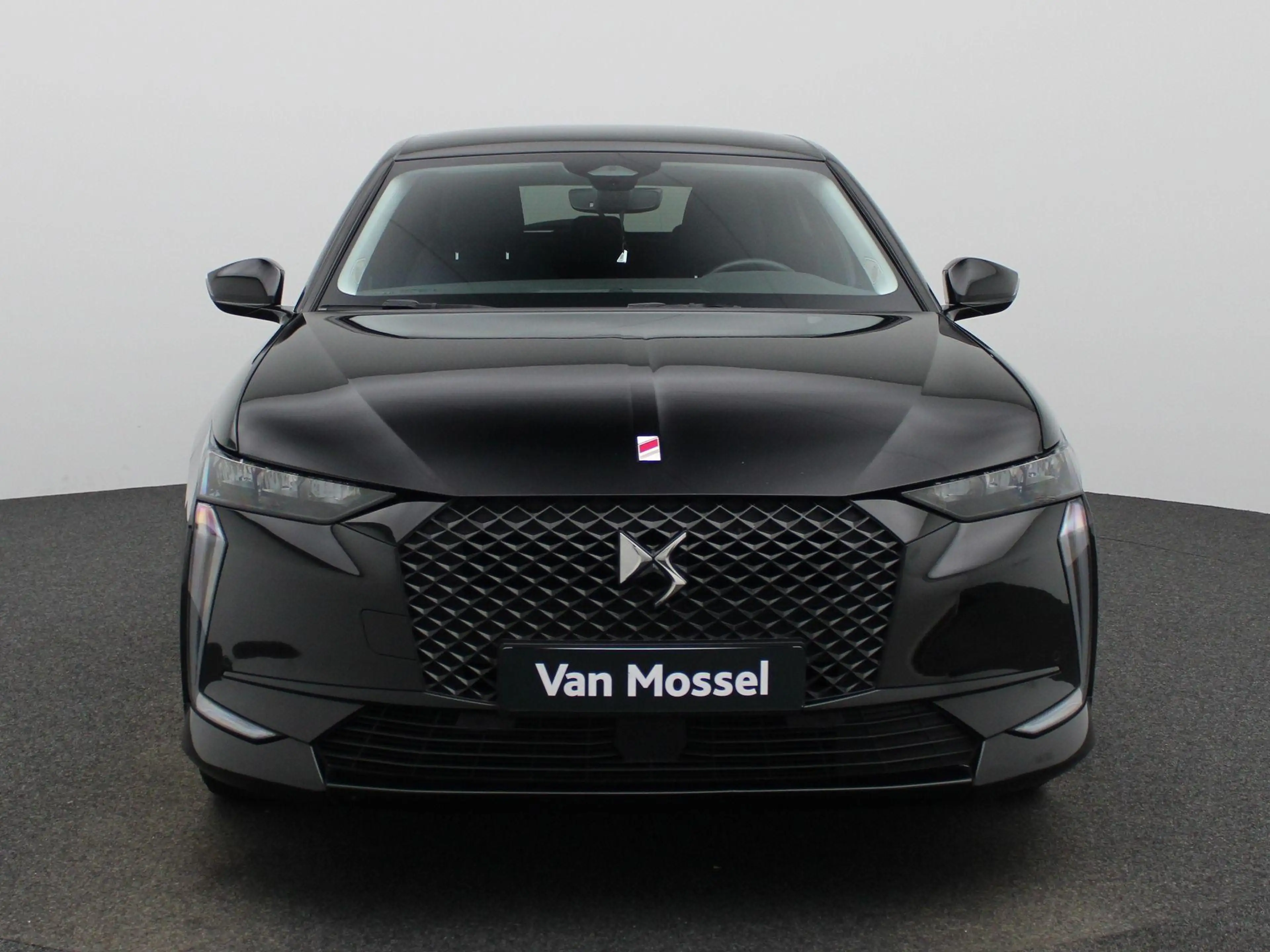 DS Automobiles DS 4 PureTech 130 Automatic Performance Line — photo 3