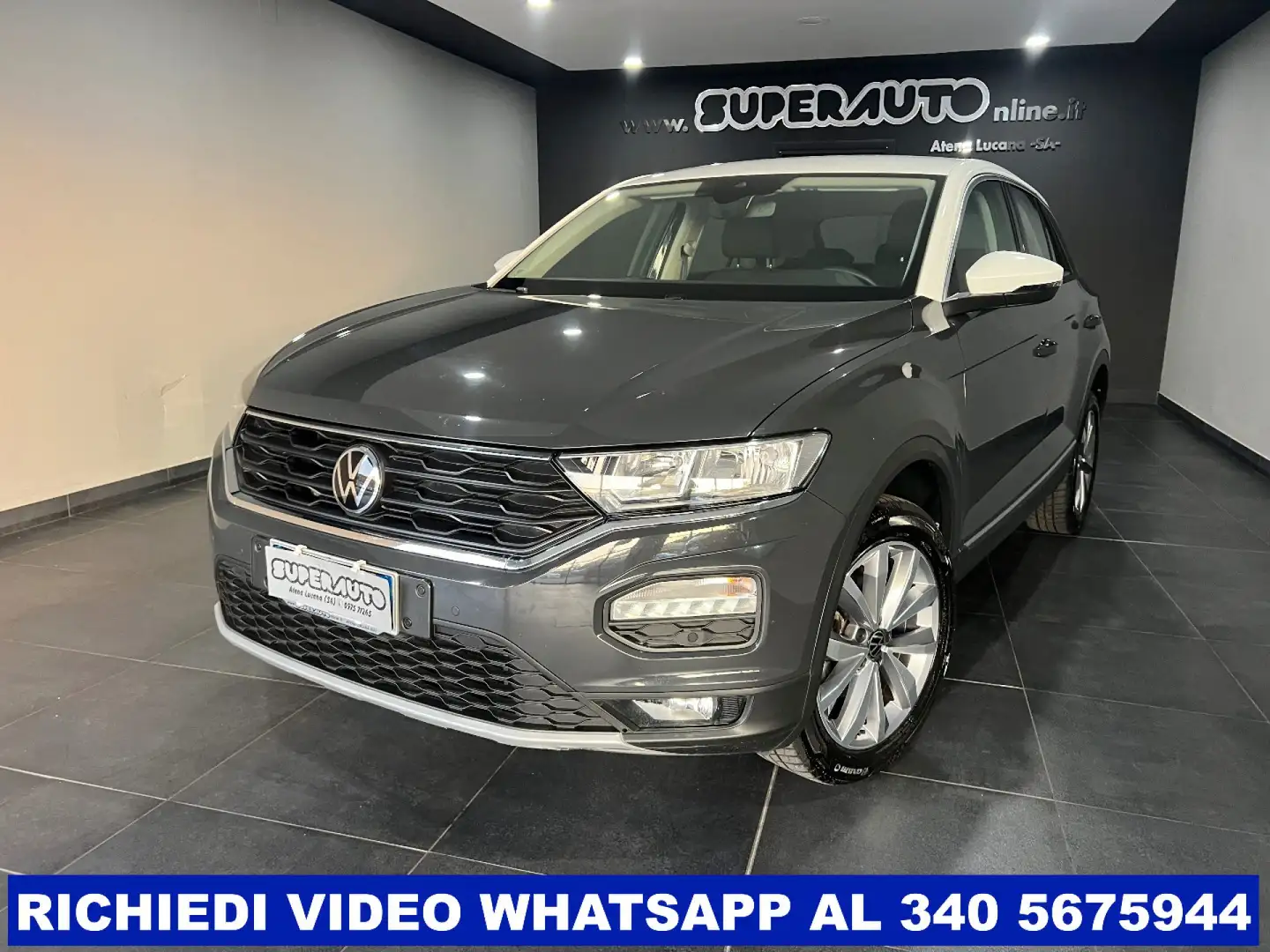 Volkswagen T-Roc 1.0 TSI Business BlueMotion Technology Gris - 2