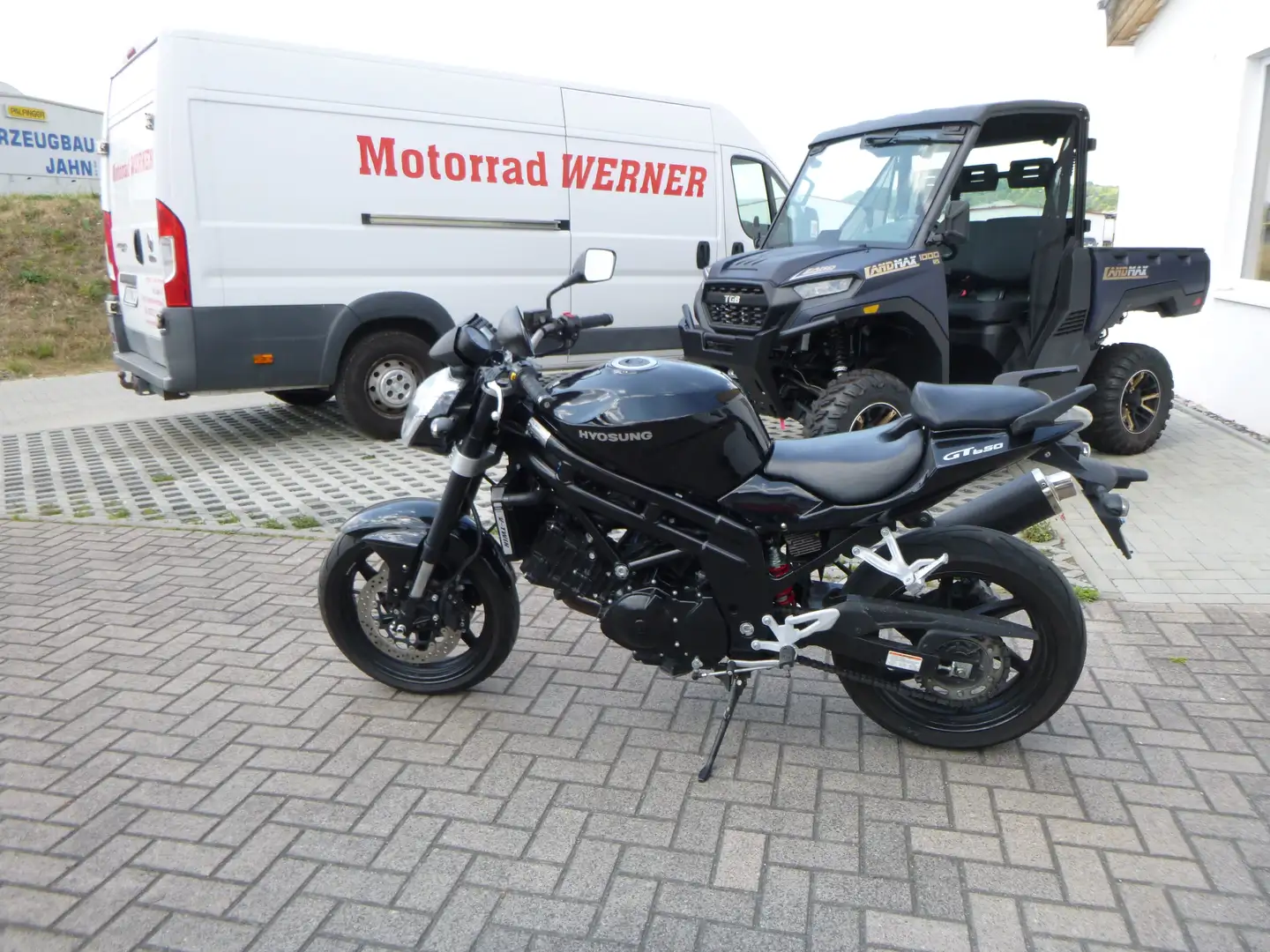 Hyosung GT 650 GT 650 Noir - 1