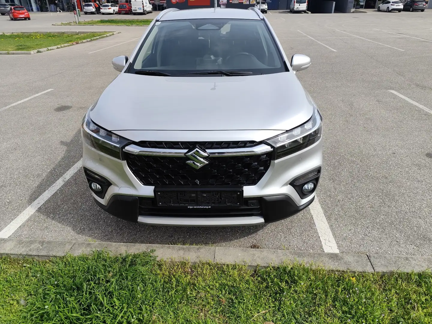 Suzuki S-Cross S-Cross 1,4 GL+  Hybrid Stříbrná - 2