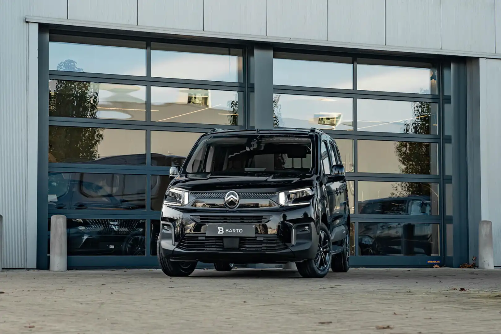 Citroen Berlingo 110pk MT6 - 5 zit - Camera - Style Pack - ... Fekete - 1