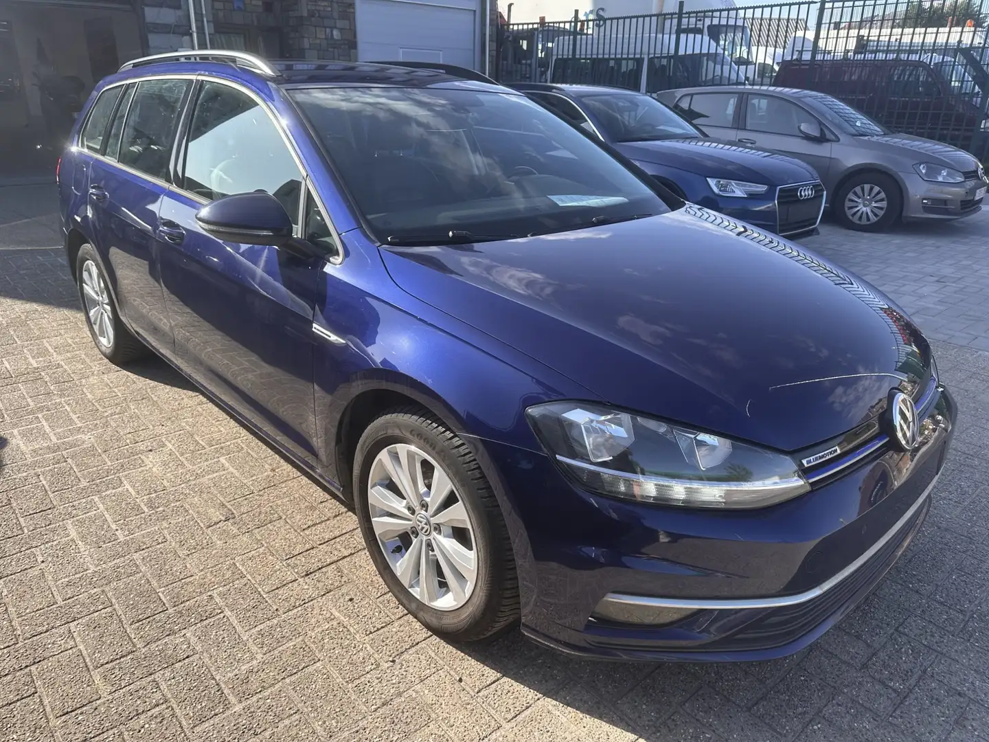 Volkswagen Golf Golf 1.4 TGI Comfortline Bleu - 1