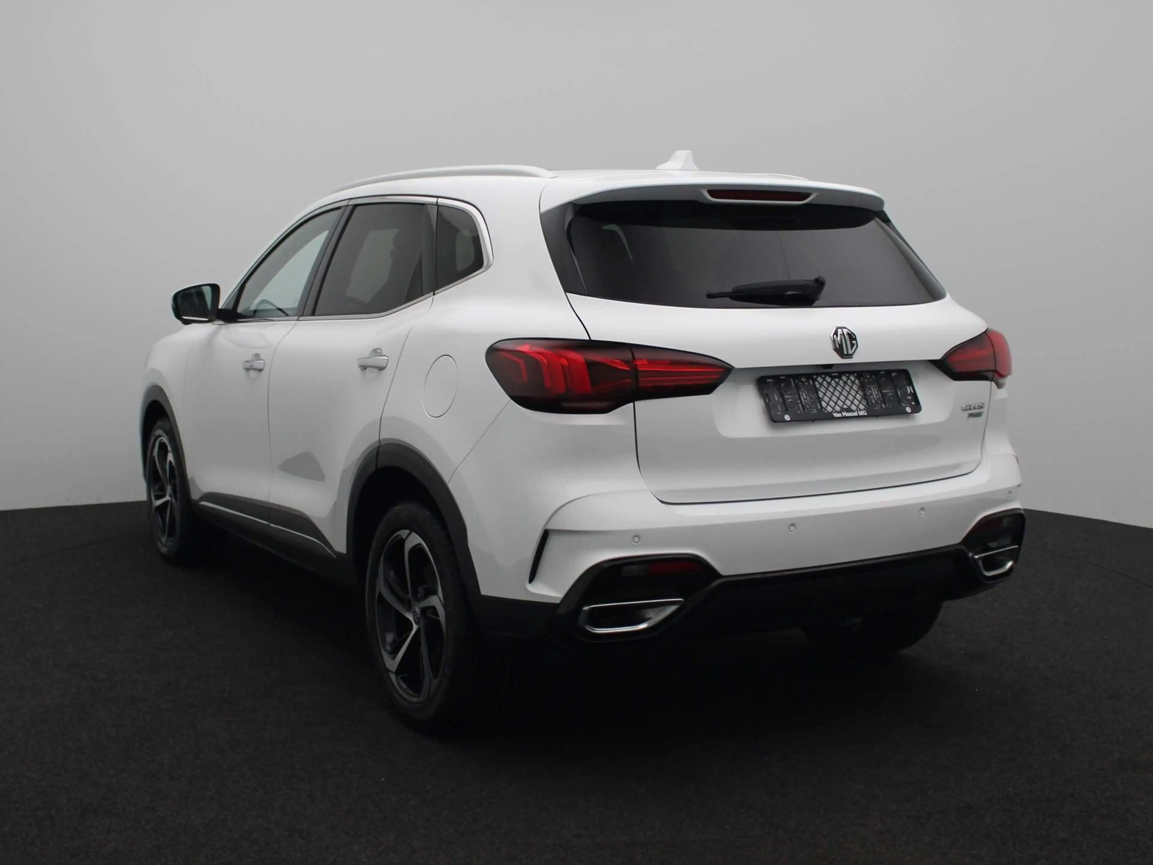MG EHS 1.5 TGDI Luxury Plug-in Hybrid | Leder | Panoramad — photo 4