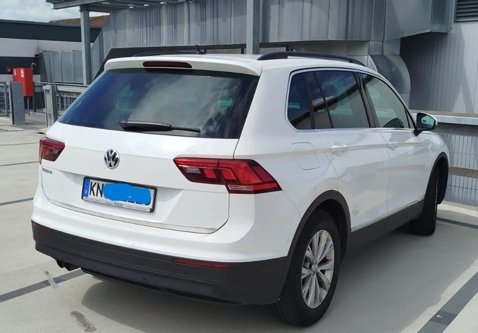 Volkswagen Tiguan Tiguan 1.5 TSI ACT OPF IQ.DRIVE Weiß - 2