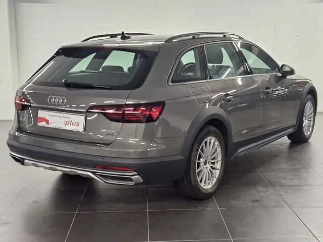 Audi A4 view 2