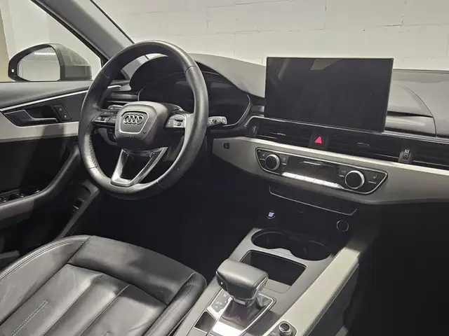 Audi A4 view 3