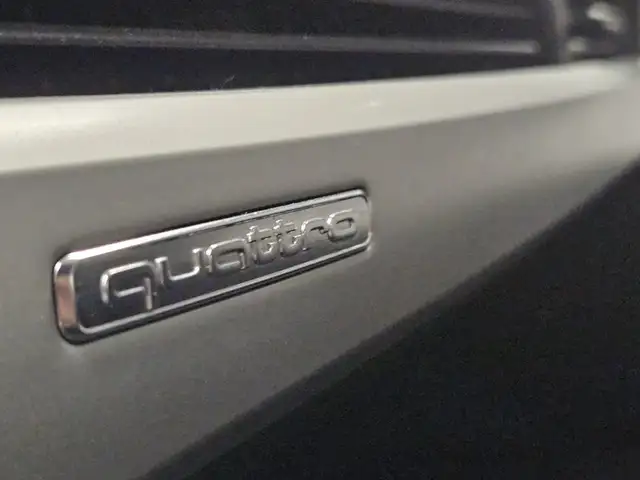 Audi A4 view 12