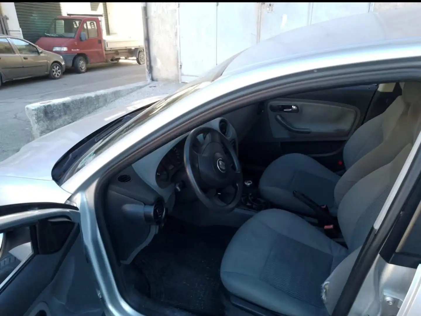 SEAT Cordoba Cordoba 1.9 tdi Signo 100cv Grigio - 2