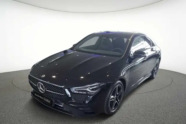 Mercedes-Benz CLA 200 Coupé AMG Line