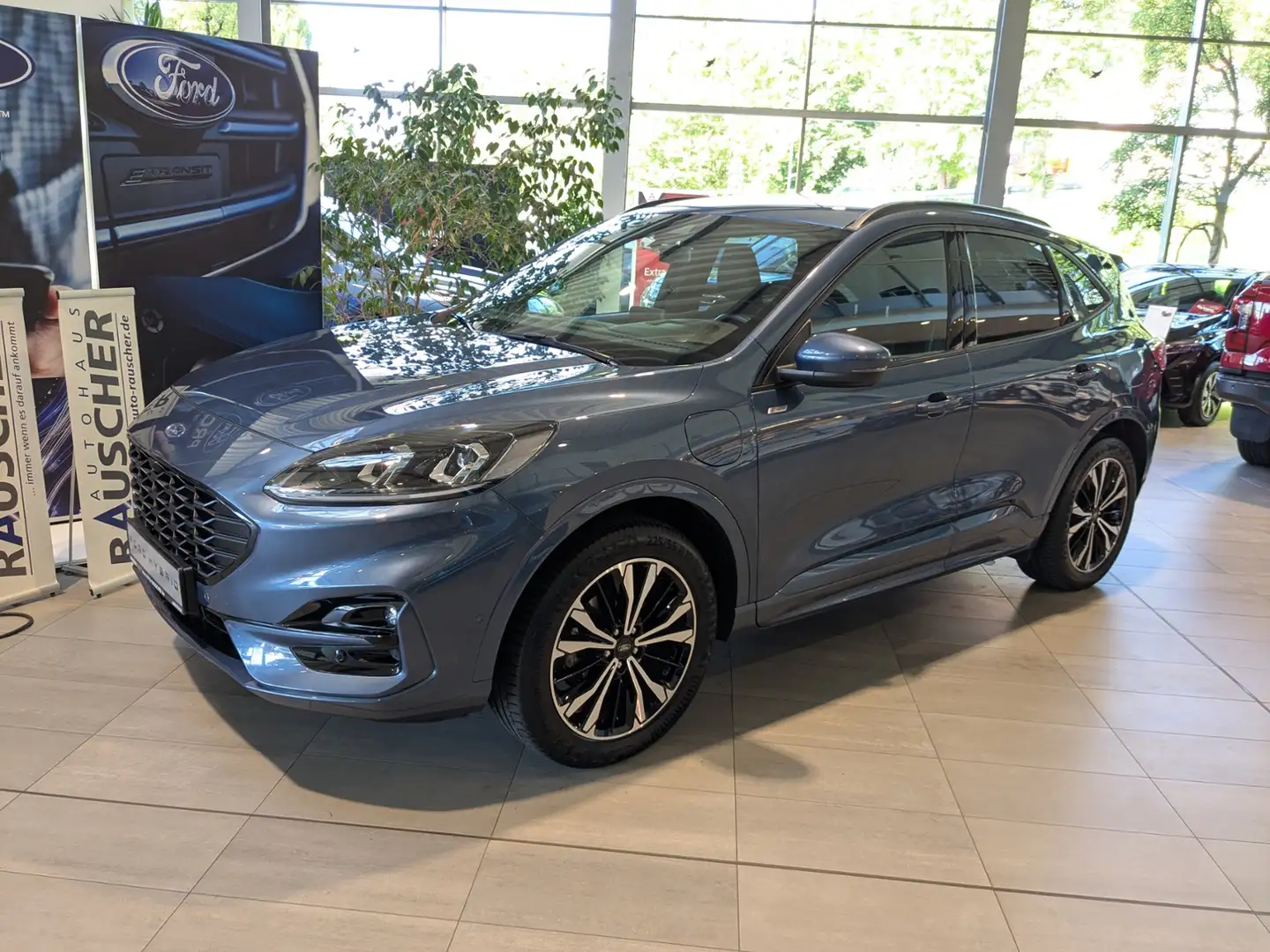 Ford Kuga 2.5l PHEV 165 kW ST-Line X Blau - 2