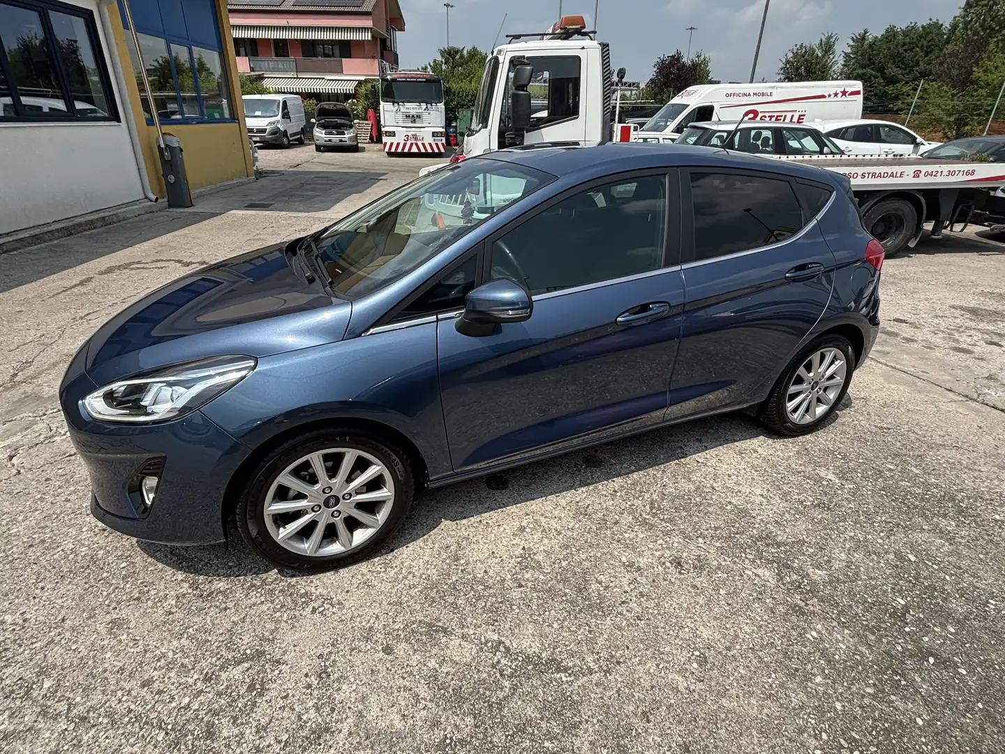 Ford Fiesta Fiesta 5p 1.1 Titanium Gpl 75cv Blau - 1