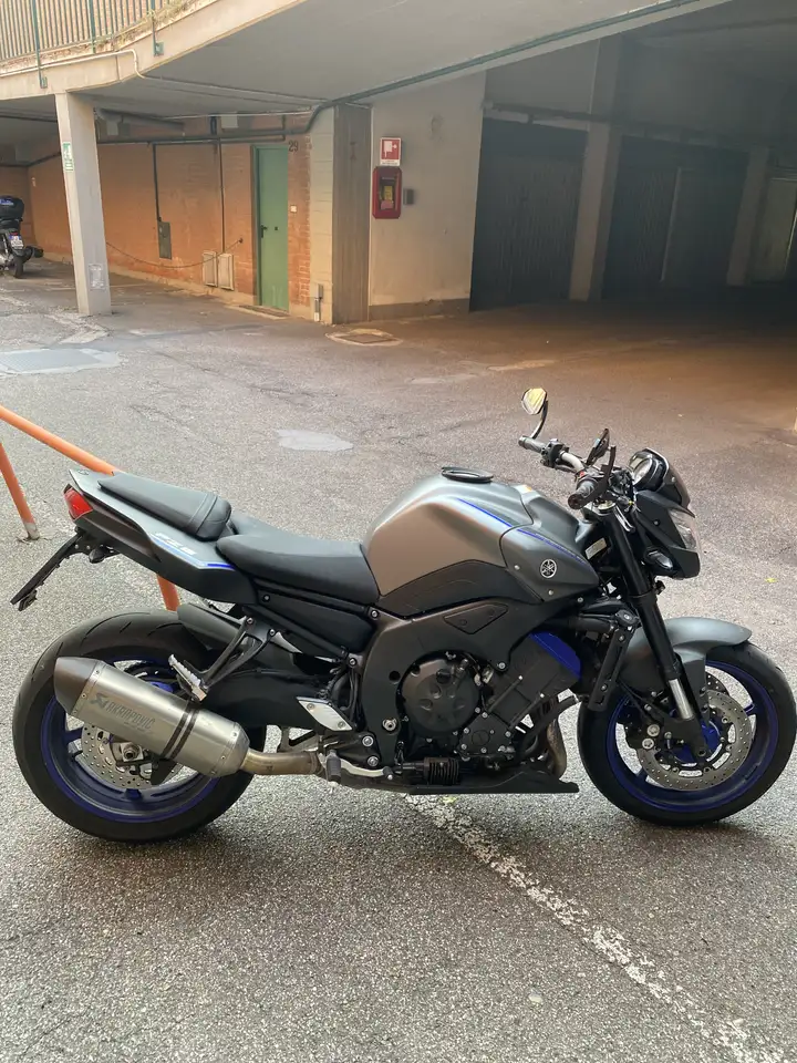 Yamaha FZ 8