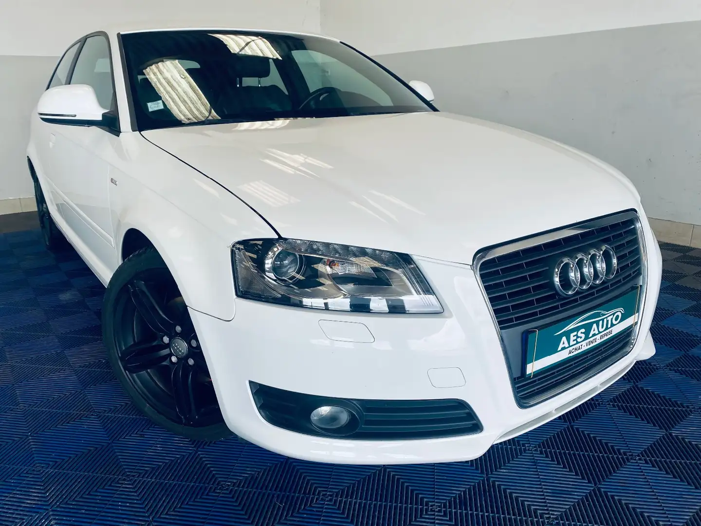 Audi A3 S line Blanc - 1