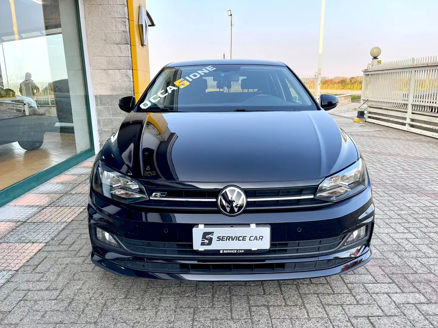 Volkswagen Polo VI 5p 1.0 evo Sport 80cv R-Line Noir - 2