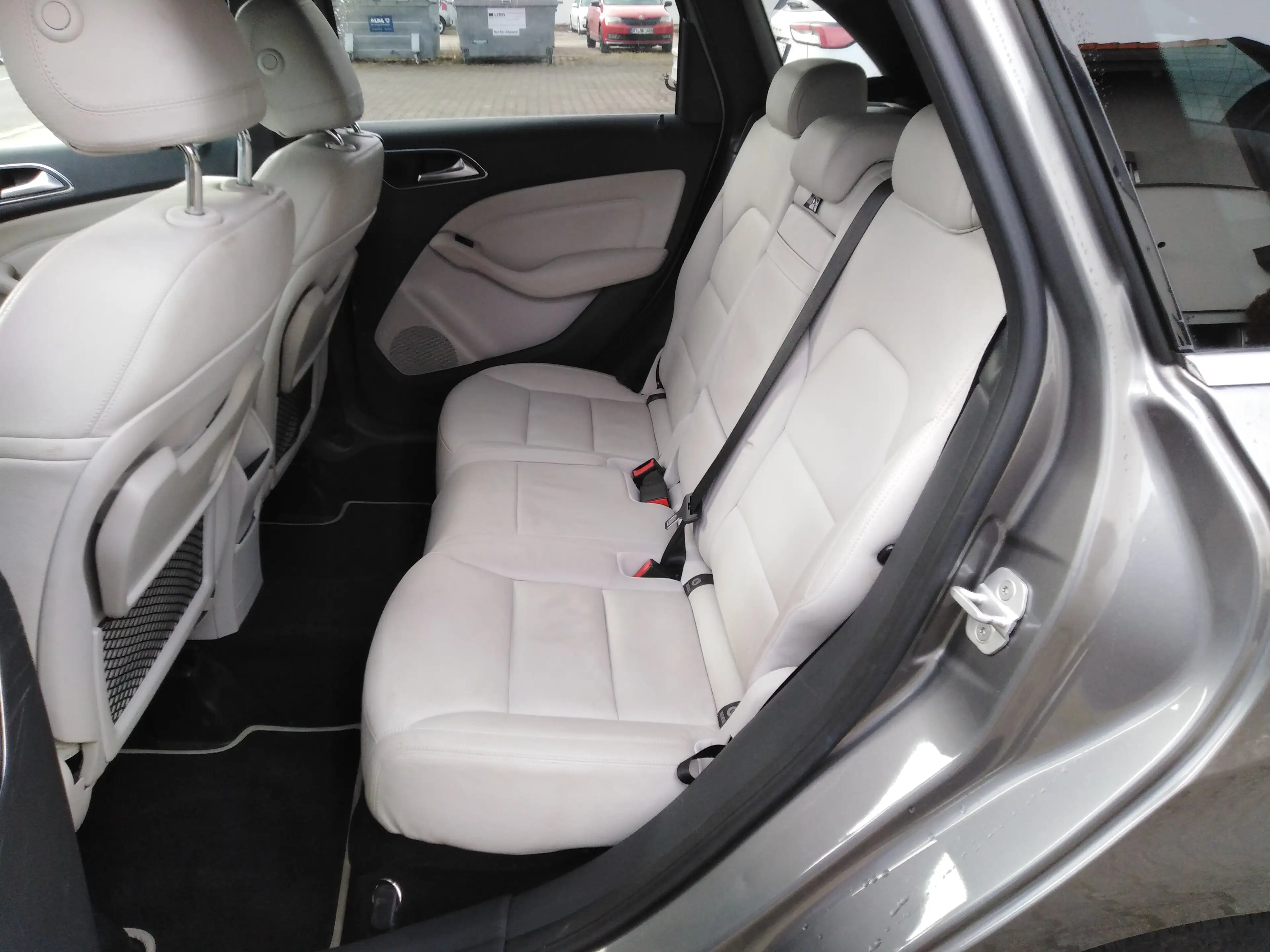 Mercedes-Benz B 220 cdi-Automatik-Kamera-AHK-Euro6-Harman — photo 14