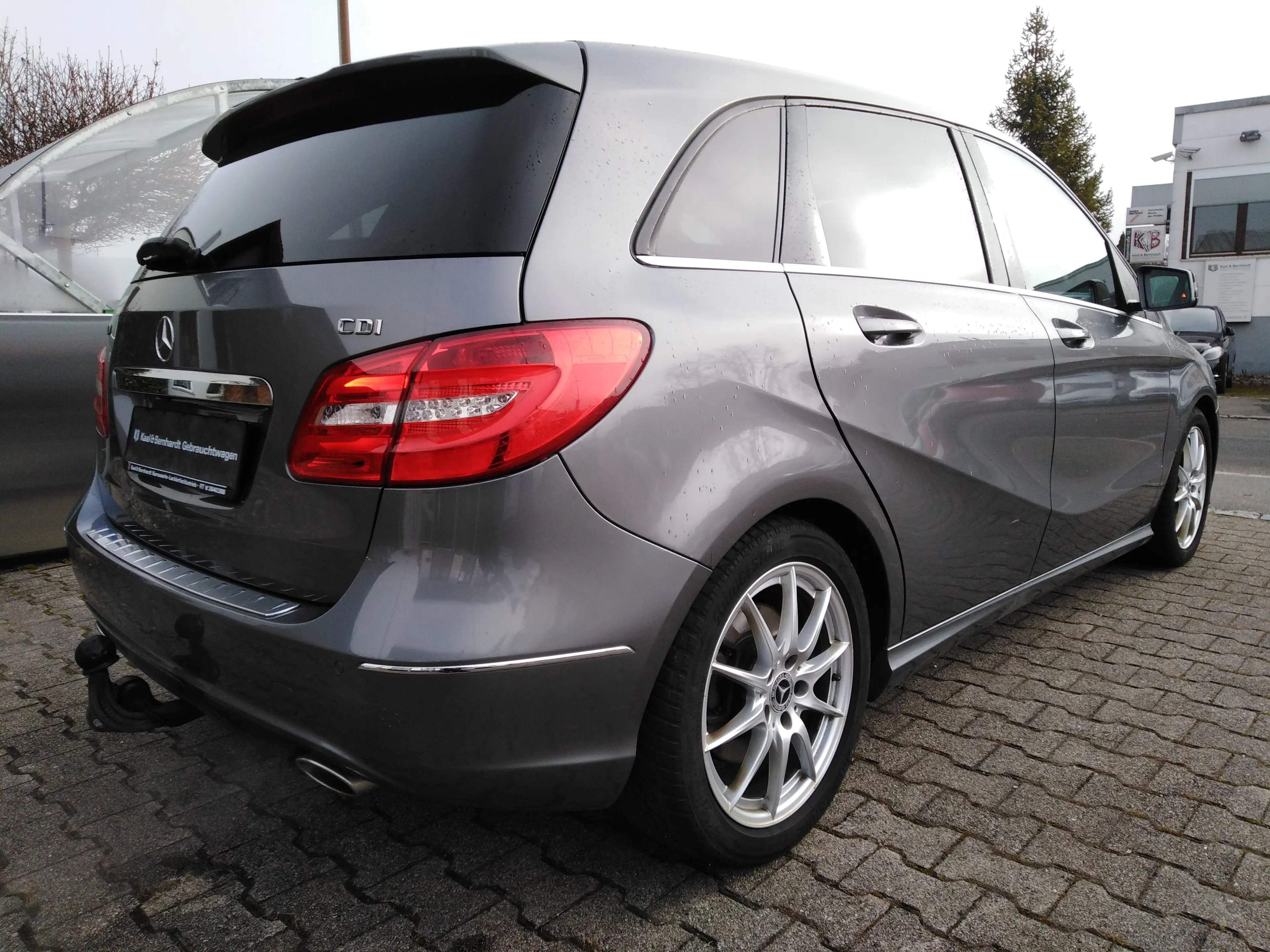 Mercedes-Benz B 220 cdi-Automatik-Kamera-AHK-Euro6-Harman — photo 5