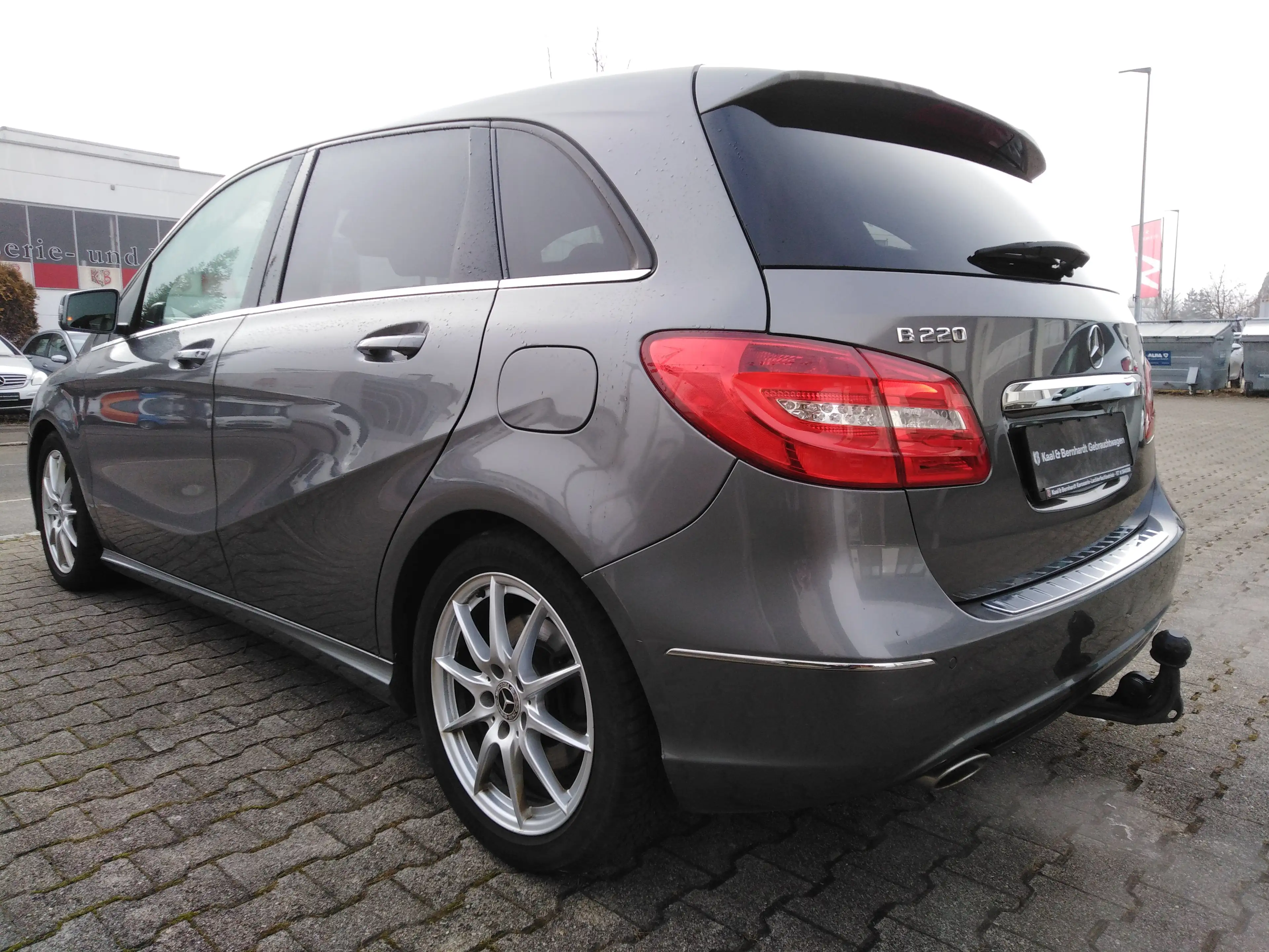 Mercedes-Benz B 220 cdi-Automatik-Kamera-AHK-Euro6-Harman — photo 3