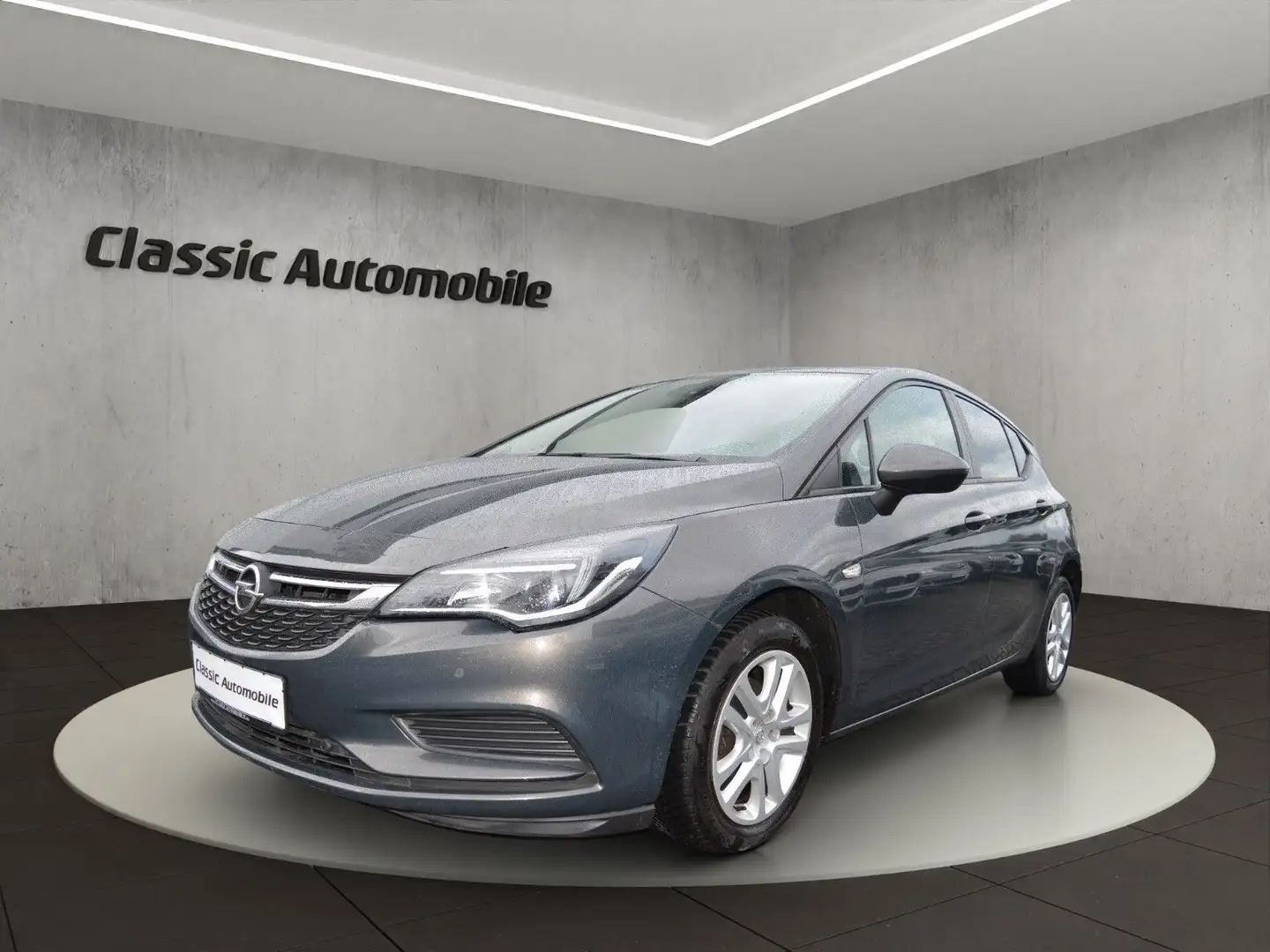 Opel Astra K Lim. Edition Grau - 1