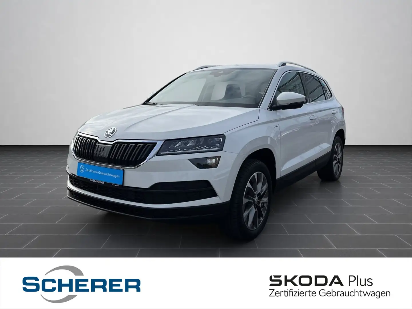 Skoda Karoq 1.5 TSI DSG Clever LED+AHK+Navi+App+Kamera Weiß - 1