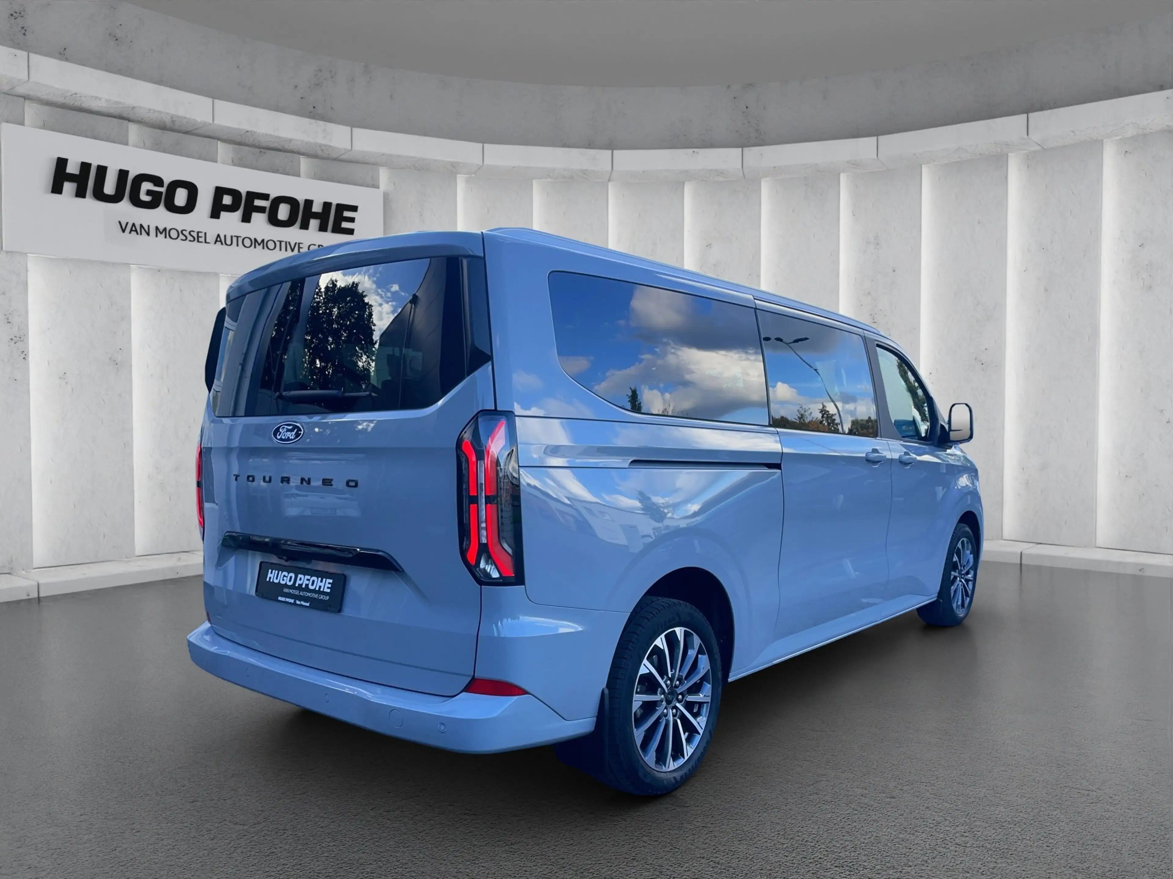 Ford Tourneo Custom Titanium X L2 Aut.*Matrix*360Grad*Leder*ACC*Sound- — photo 5