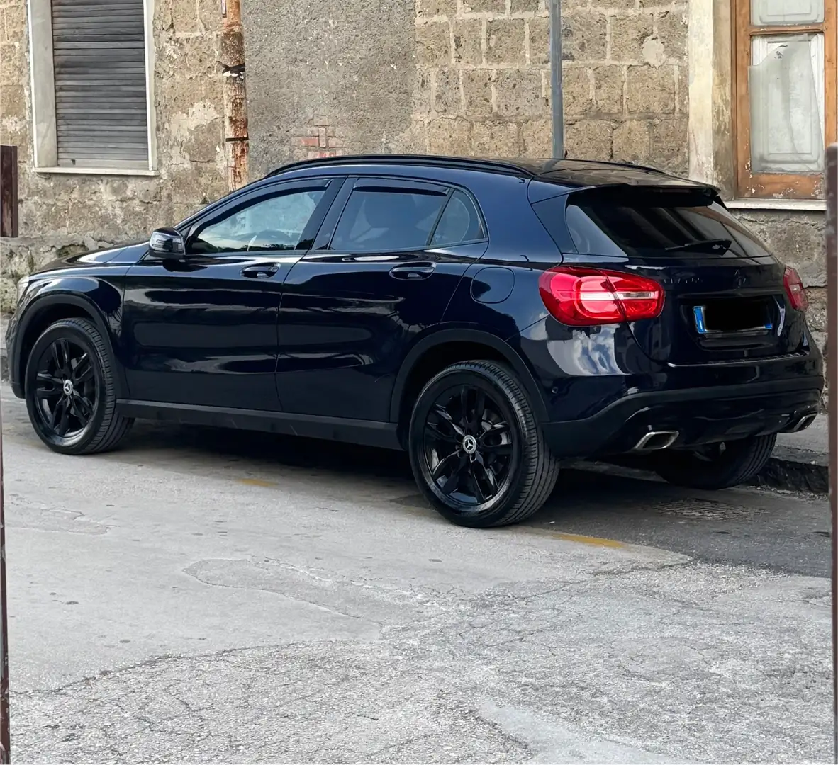 Mercedes-Benz GLA 200 d Sport - 2