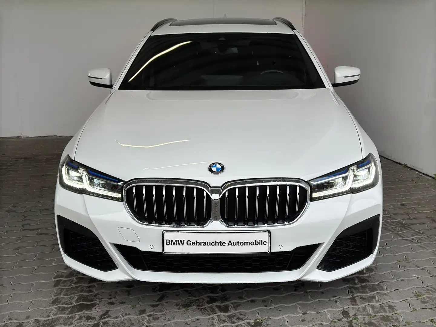 BMW 540 dA xDrive Tour. M Sport LiveCock.Laser.HUD.GD Blanc - 1