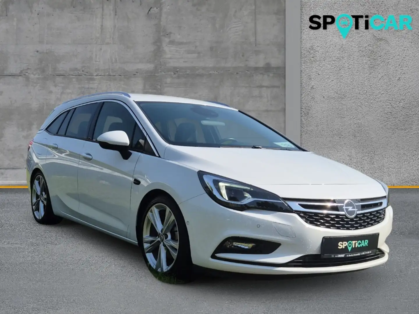 Opel Astra K Ultimate Sports Tourer 1.6 Turbo Weiß - 2