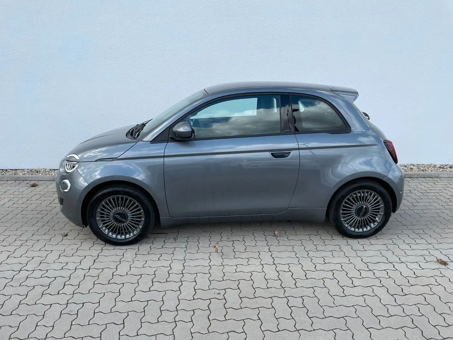 Fiat 500e Icon großer Akku+Sitzheizung+KomfortPaket Blanc - 2
