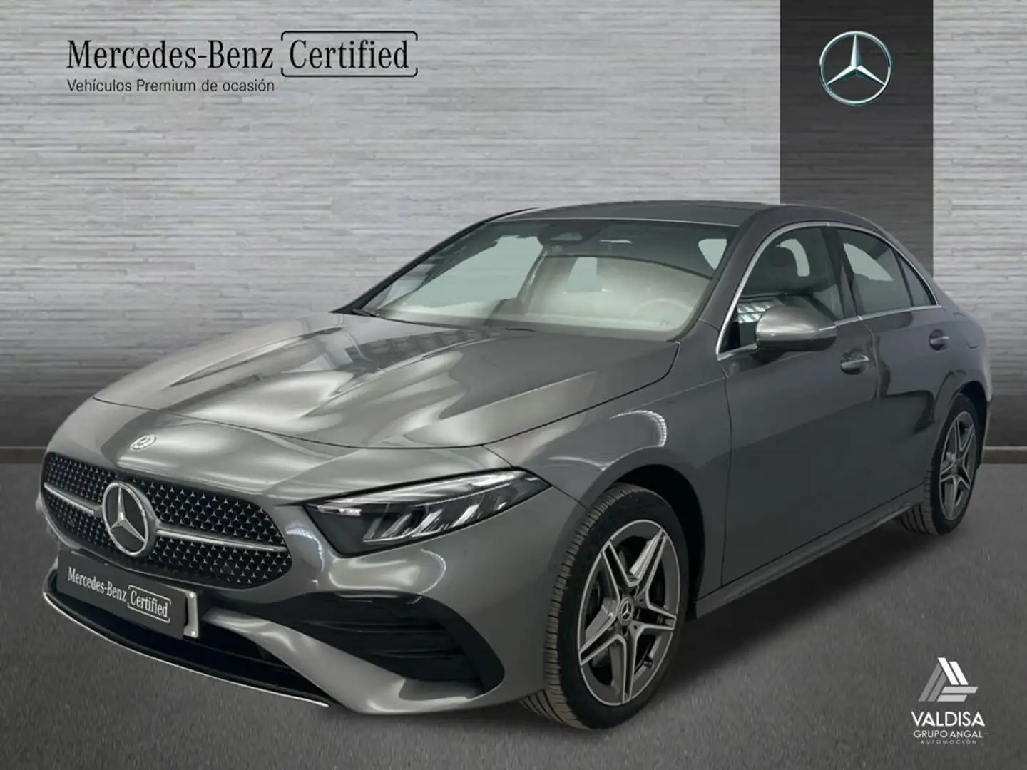 Mercedes-Benz E 250 Berlina con tecnologí híbrida EQ - 1