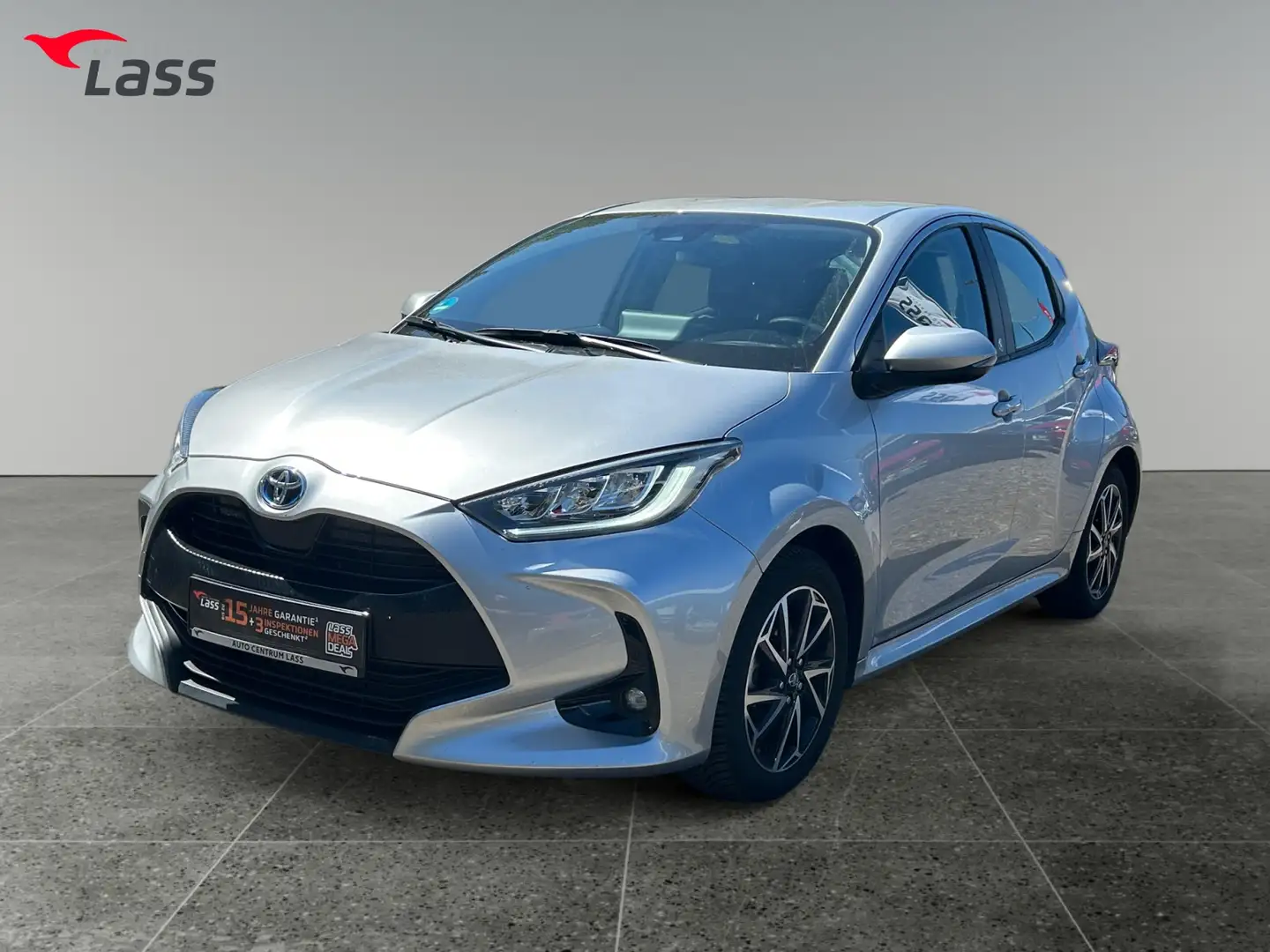 Toyota Yaris 1.5 D Team Deutschland NAVI+KLIMA+RÜCKFAHRK Silver - 2