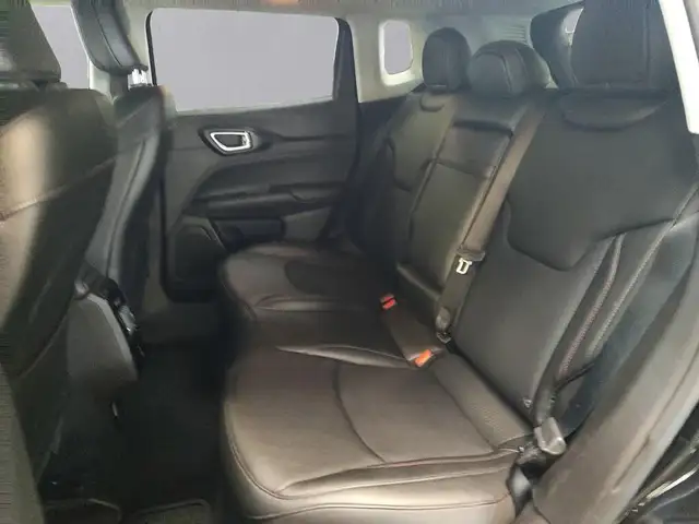 Jeep Compass view 13