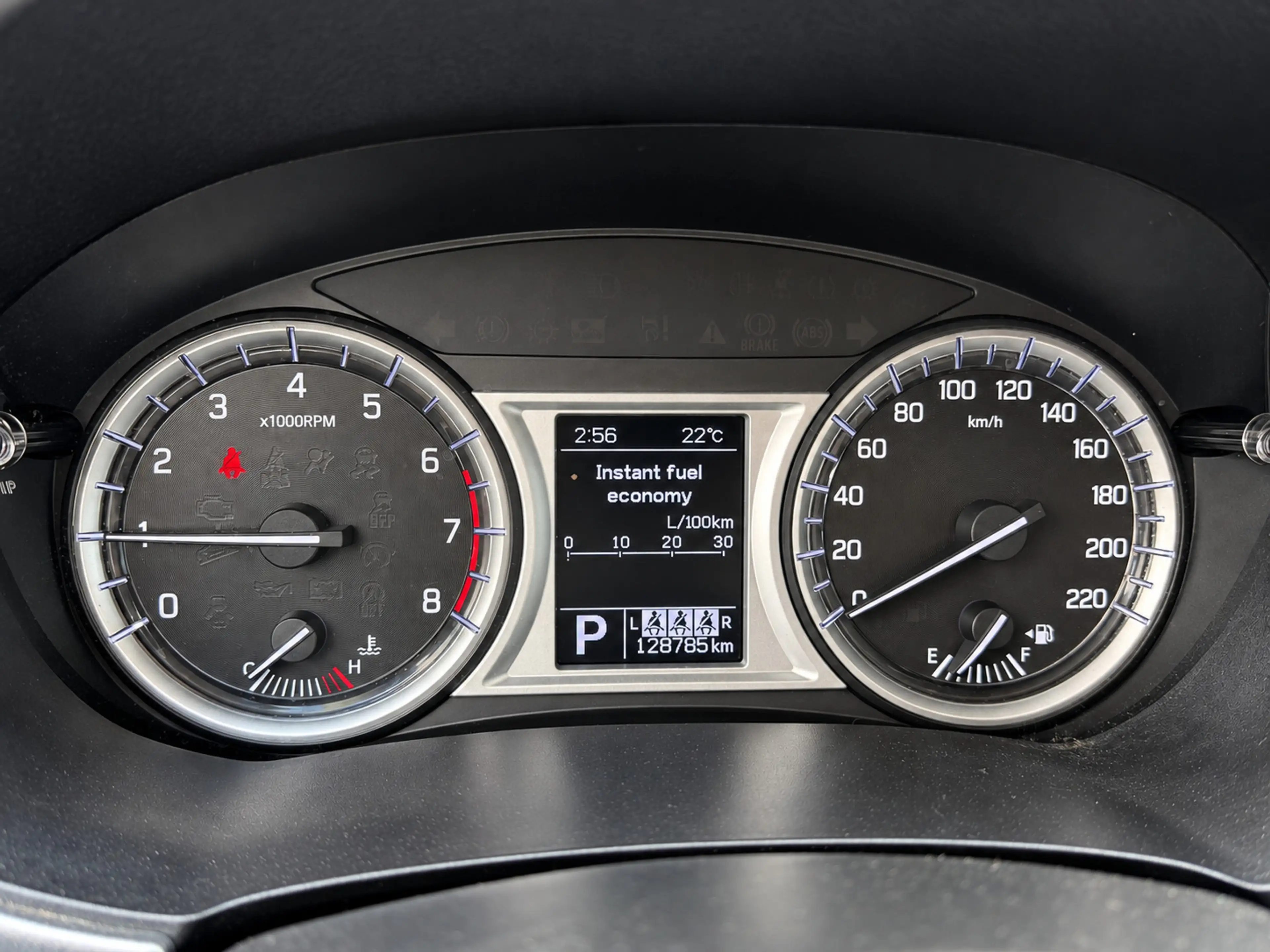 Suzuki Vitara 1.6 Limited Edition Carplay_Trekh_Clima_Stoelverw — photo 13