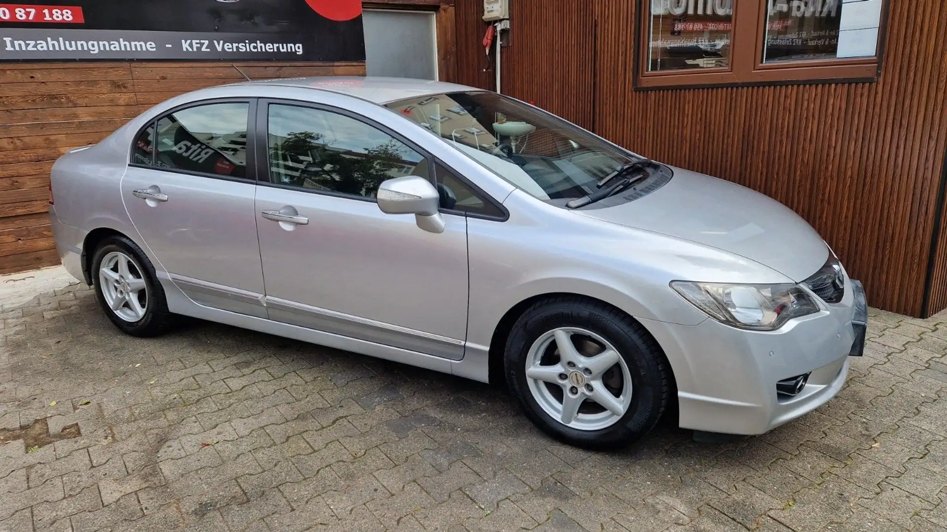 Honda Civic Hybrid Lim. 4-trg. Comfort, PDC, SHZ Zilver - 2