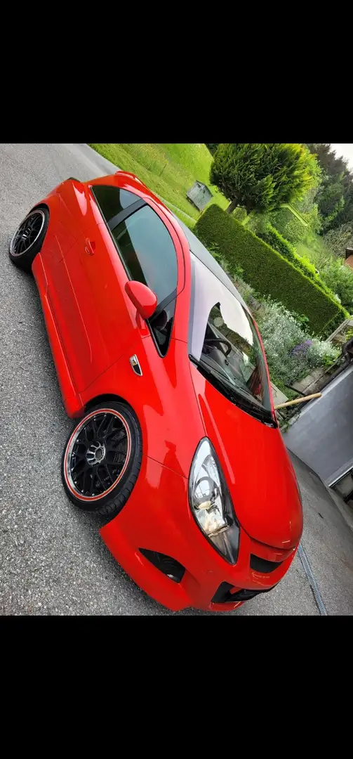 Opel Corsa 1,6 Turbo GSI - 1