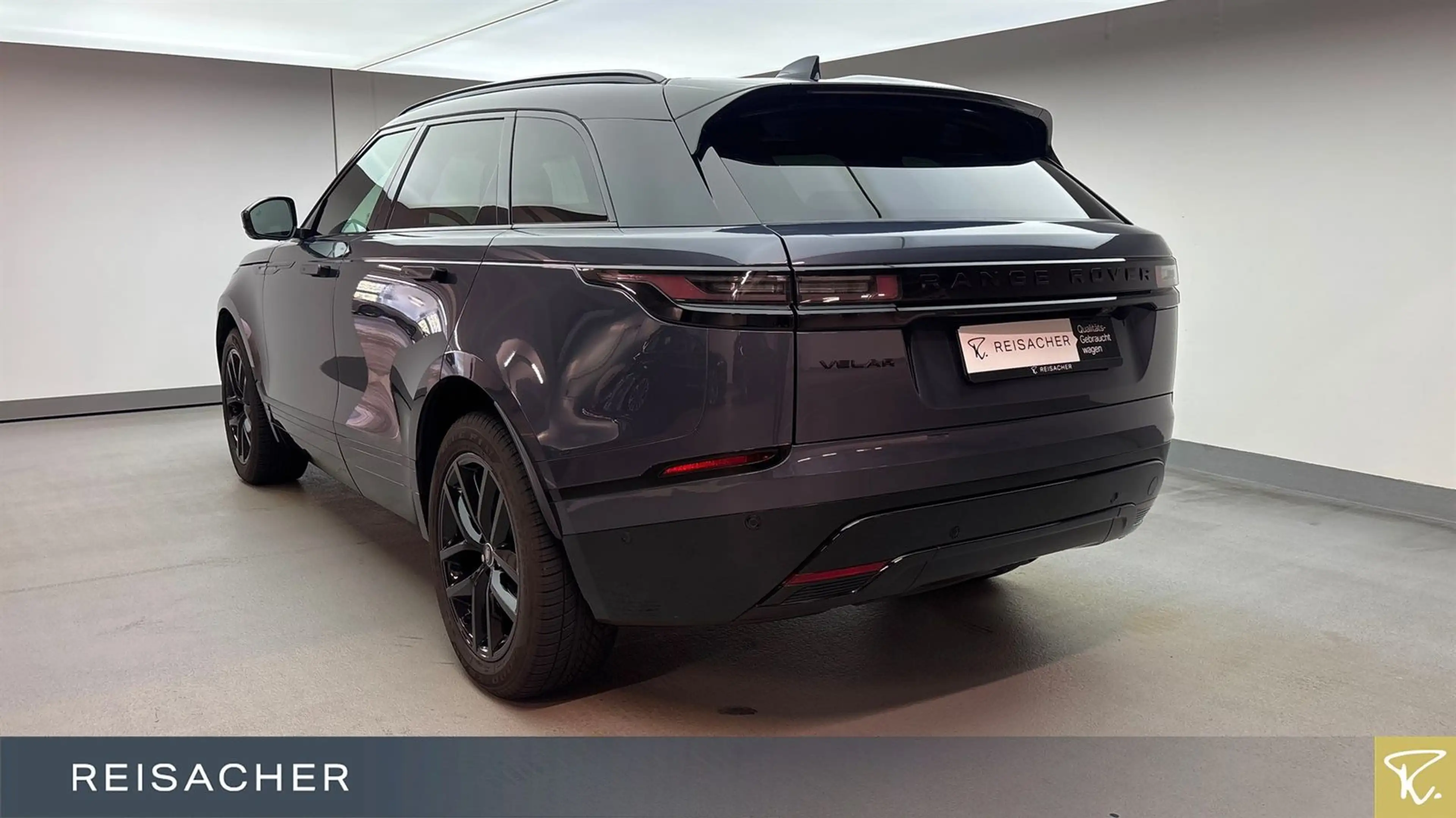 Land Rover Range Rover Velar D300 Dynamic HSE — photo 2